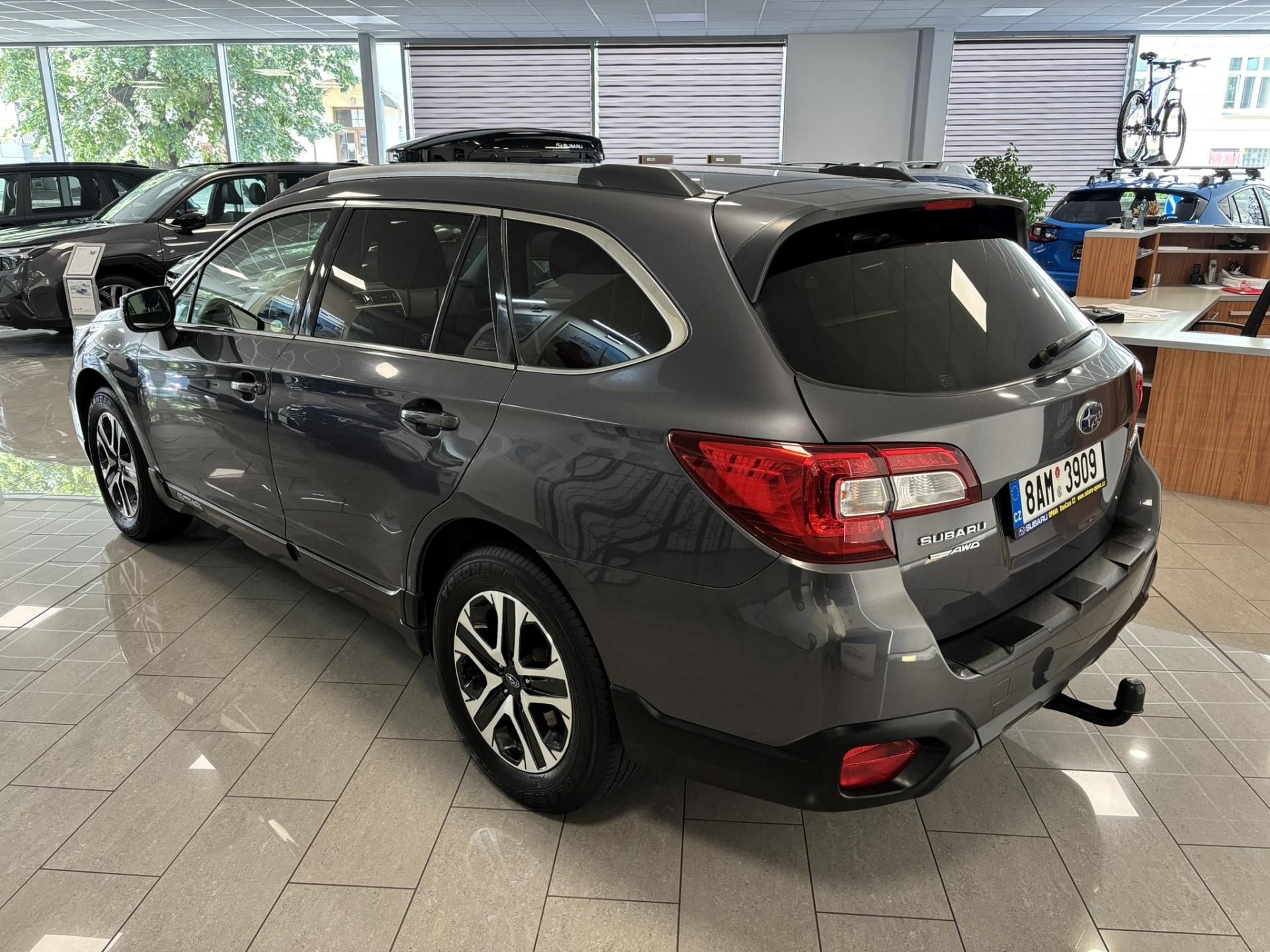Subaru Outback, 2.5i Active ES Lineartronic - fotka 3