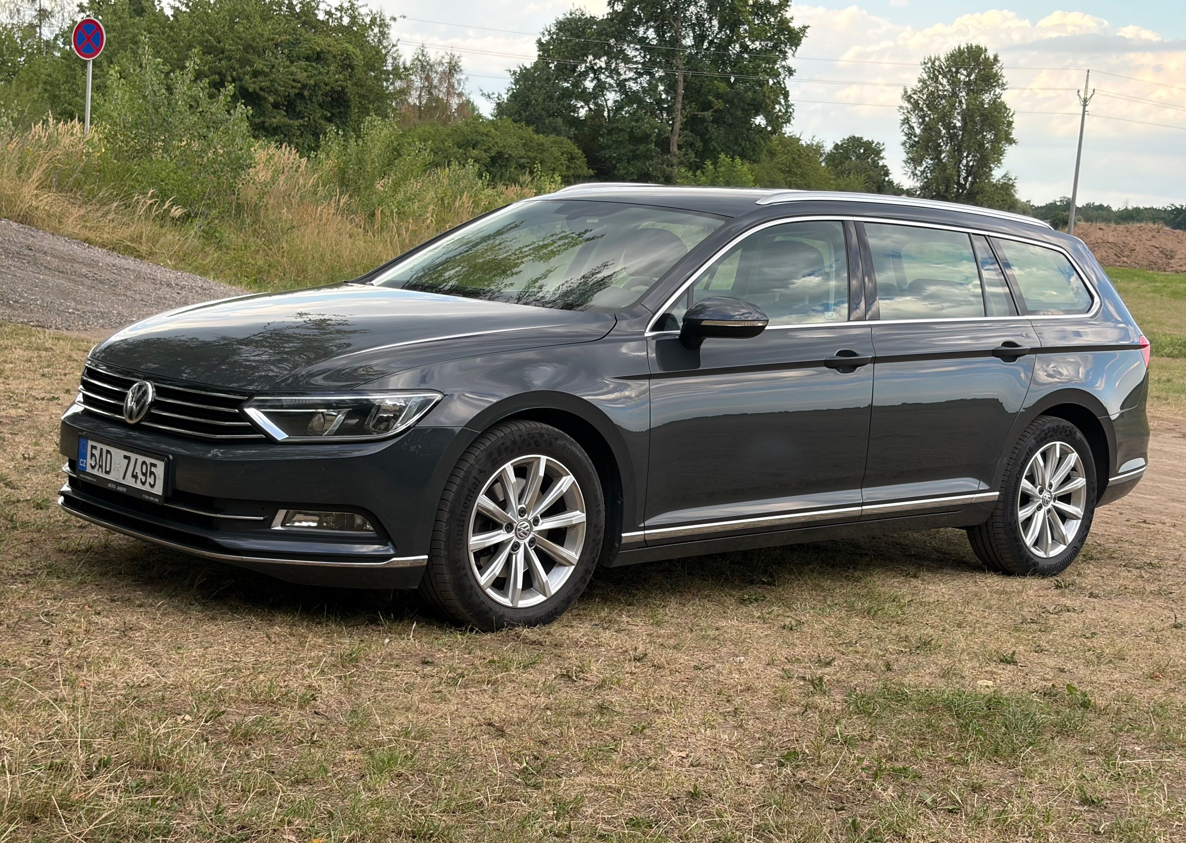 Volkswagen Passat, 2.0 TDi,110 kW,Highline,ČR - fotka 3