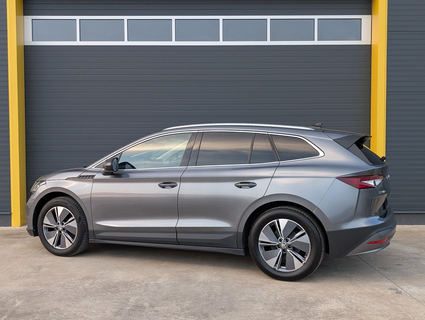 Škoda Enyaq, 150 kW, Matrix, ACC, SoH 93,6% - fotka 5