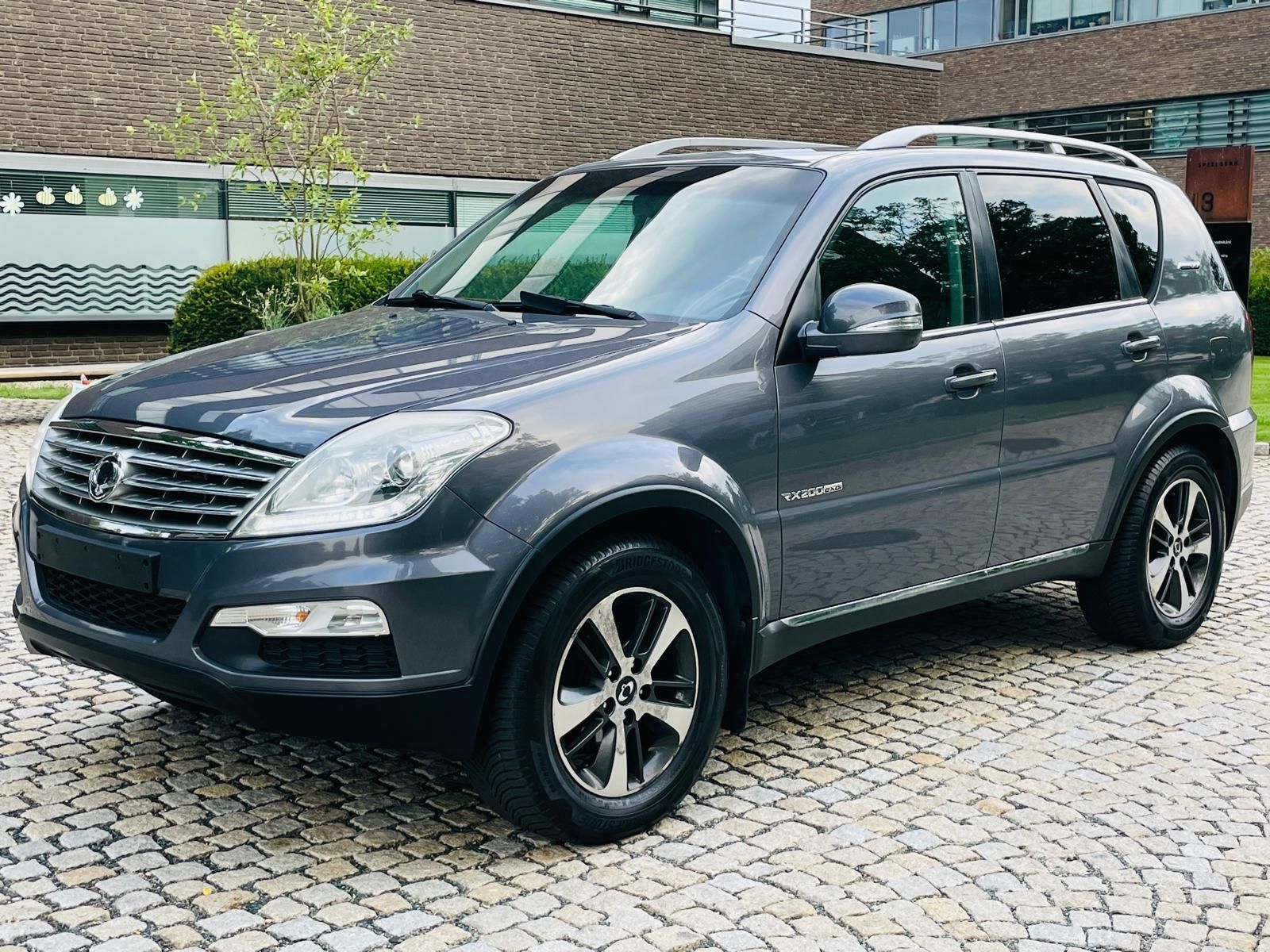 SsangYong Rexton, 2.0TD 4x4 AUTOMAT TAŽNÉ VÝHŘEV - fotka 4