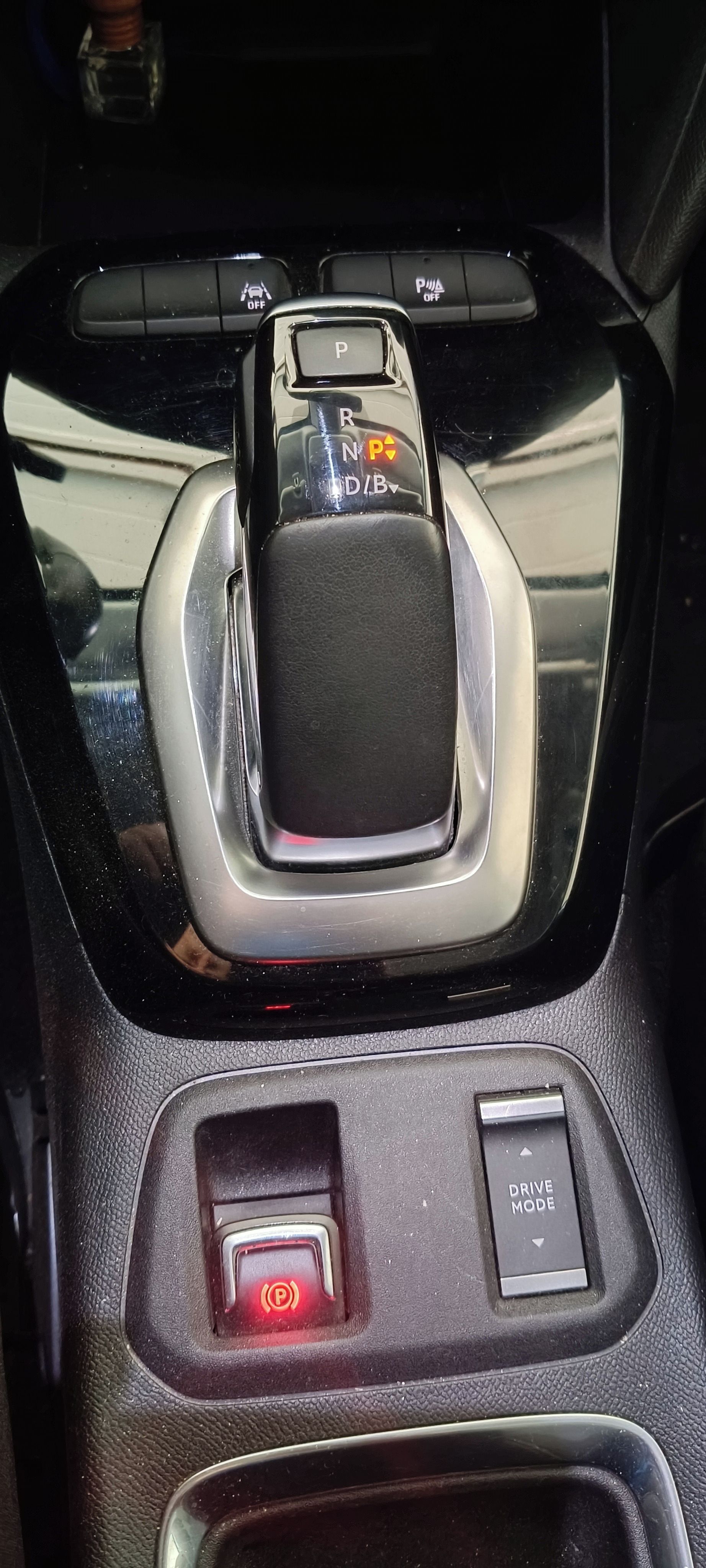Opel Corsa, Elektro 100 Kw - fotka 6
