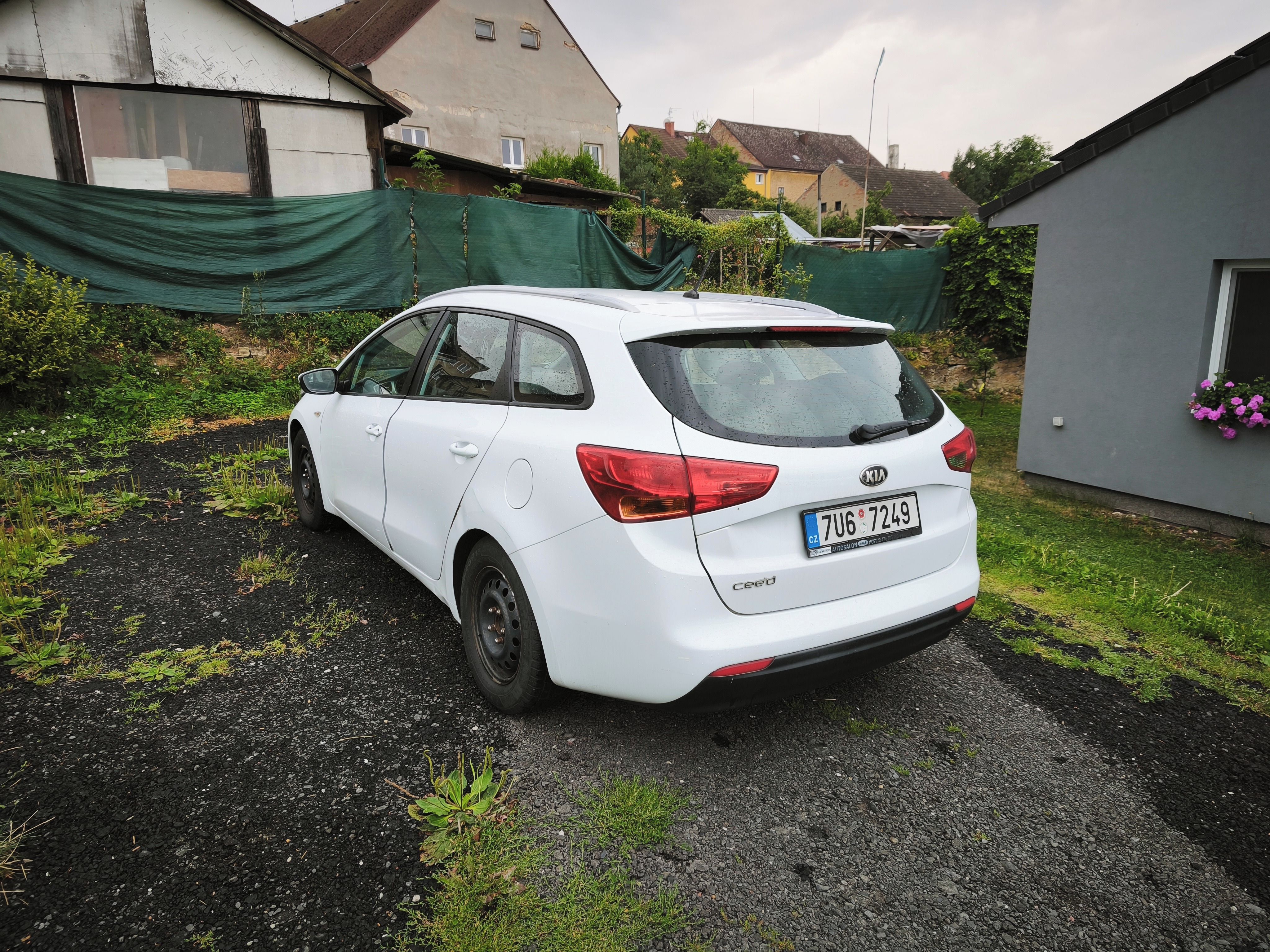 Kia Cee´d, 1.4 CVVT, 73 kW - fotka 4