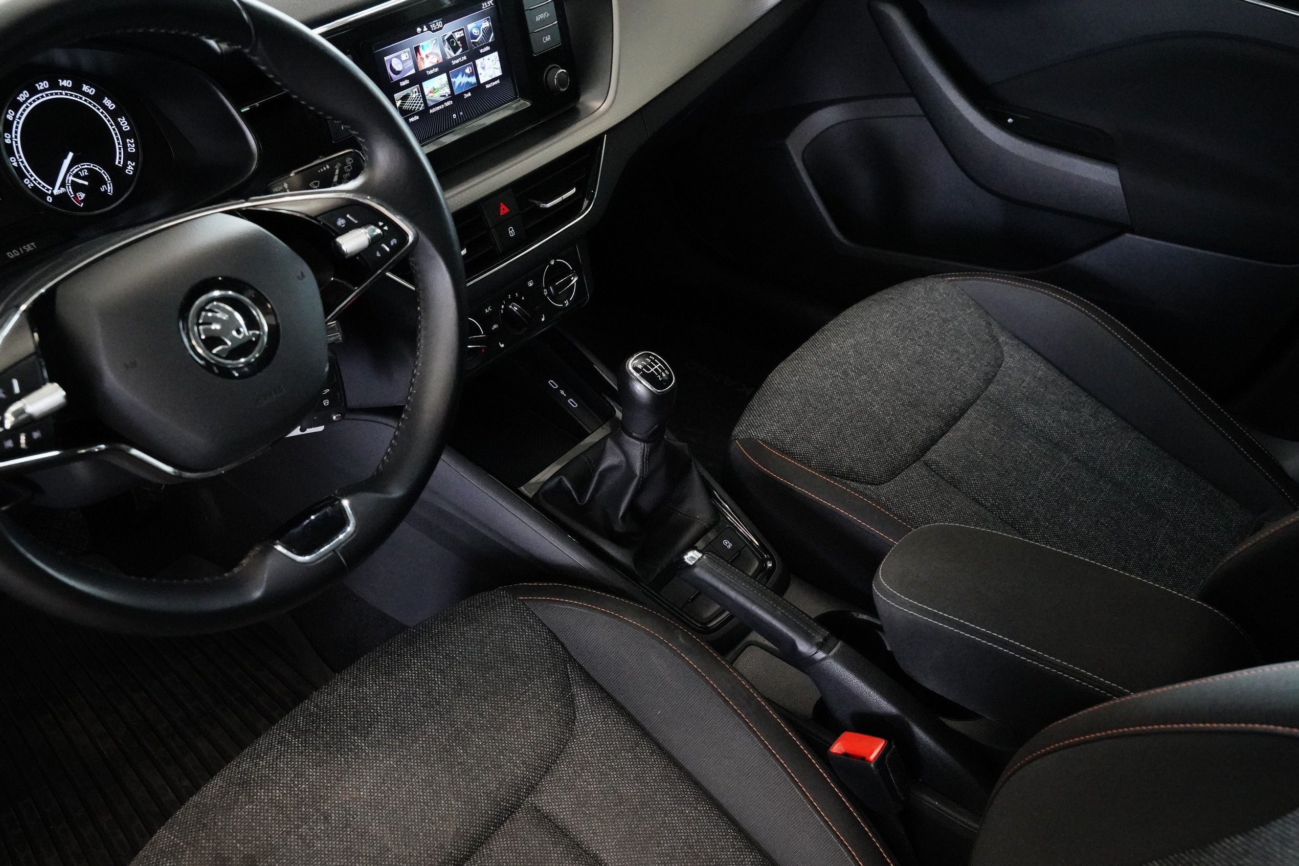 Škoda Kamiq, 1.0 TSI 81 kW Ambition - fotka 5