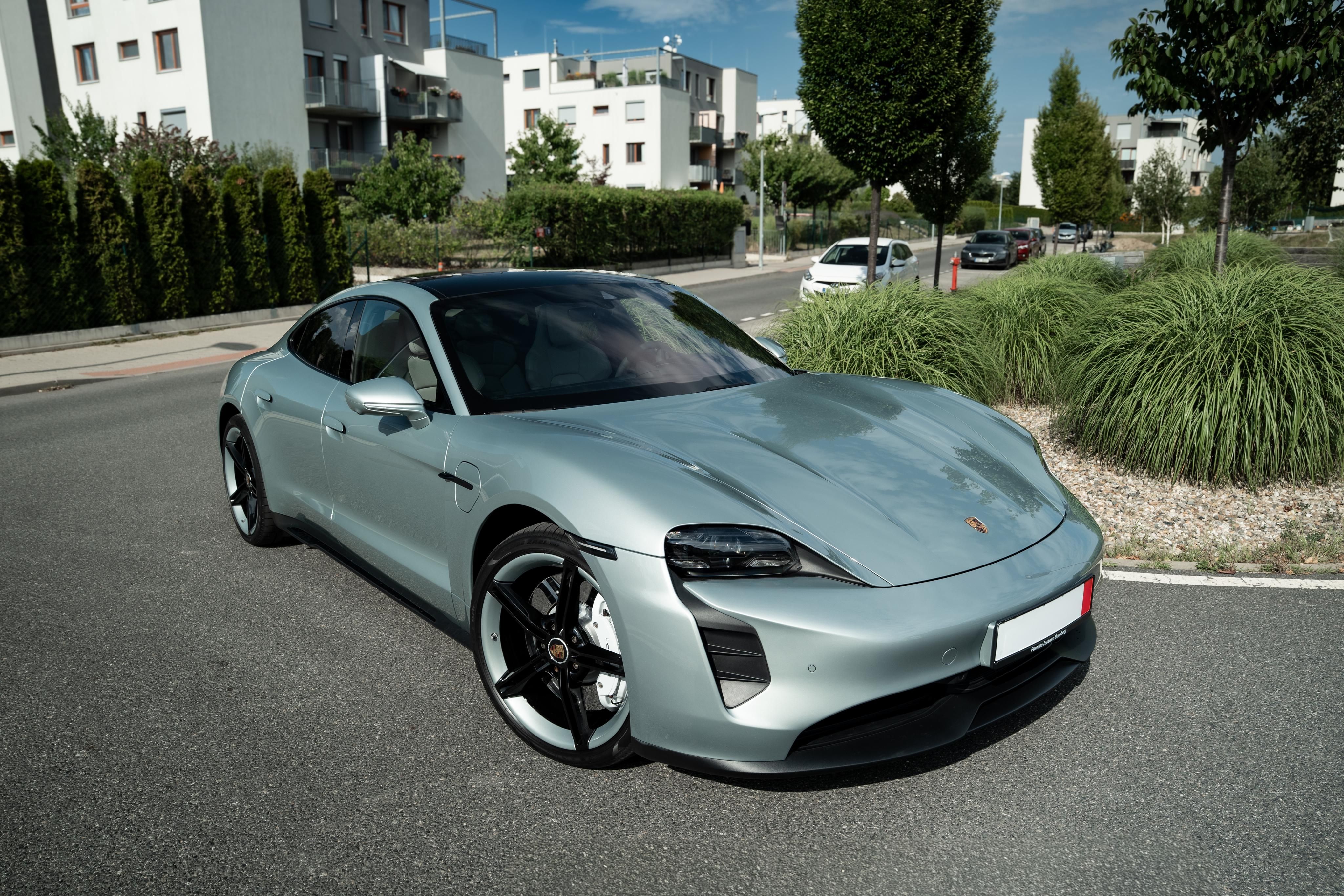 Porsche Taycan, Porsche Taycan GTS