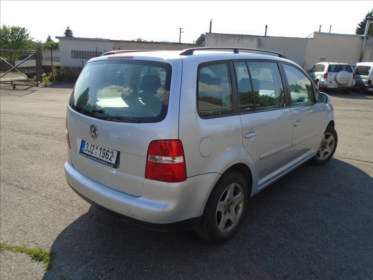 Volkswagen Touran, 1,9   1,9,TDI-77KW-BEZ DPF - fotka 4
