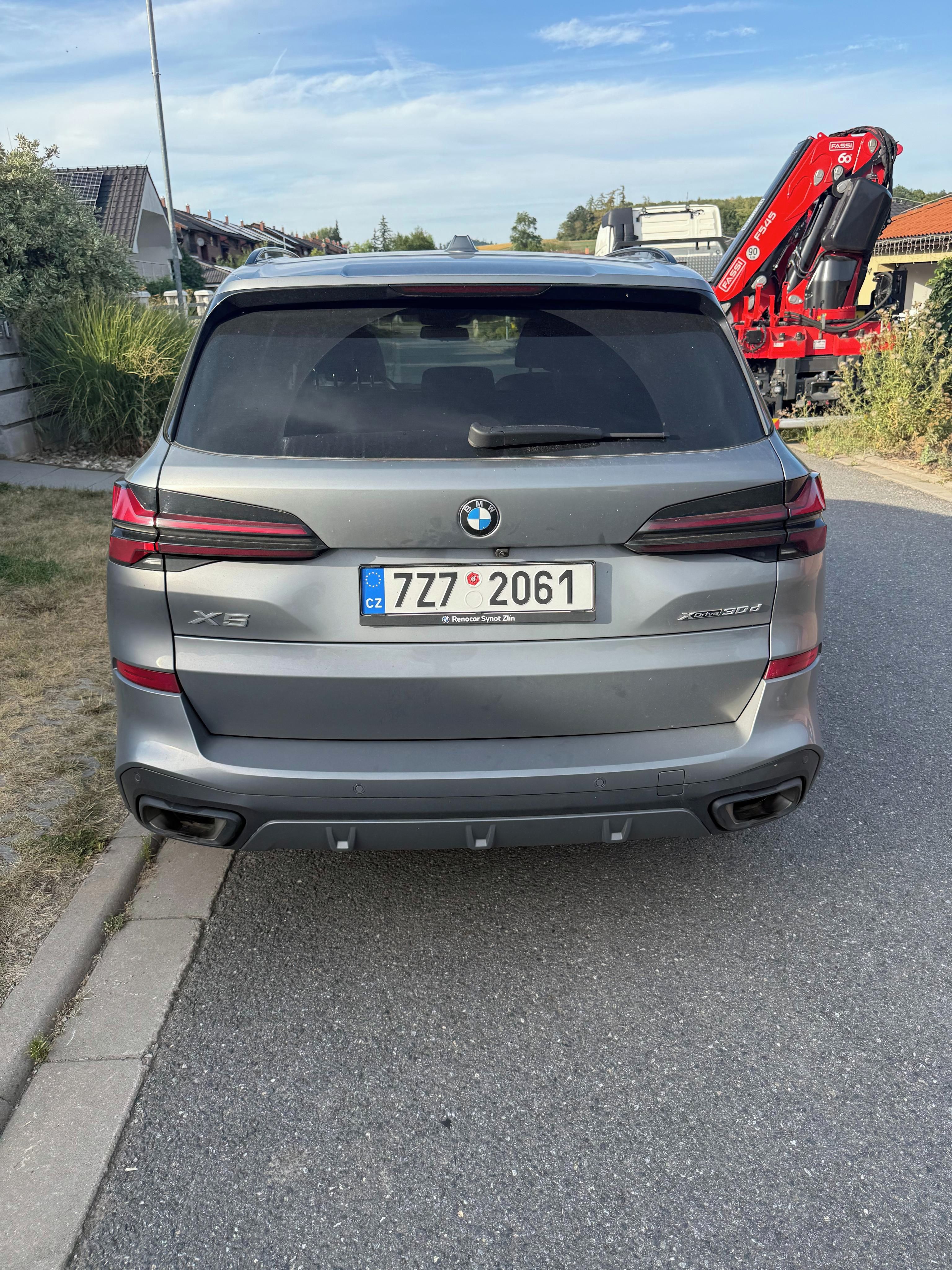 BMW X5, XDrive 30d M-Sport - fotka 6