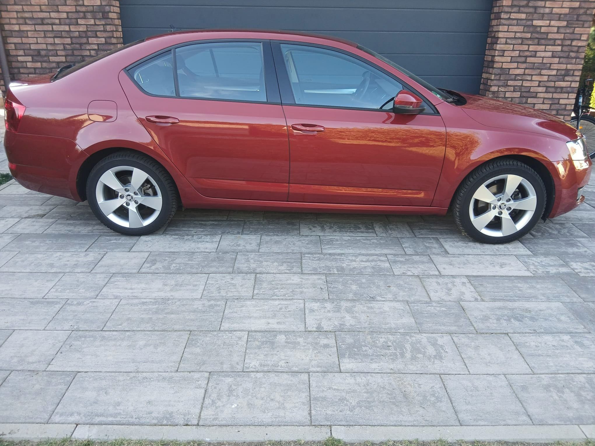 Škoda Octavia, III 2,0TDI STYLE PLUS - fotka 2