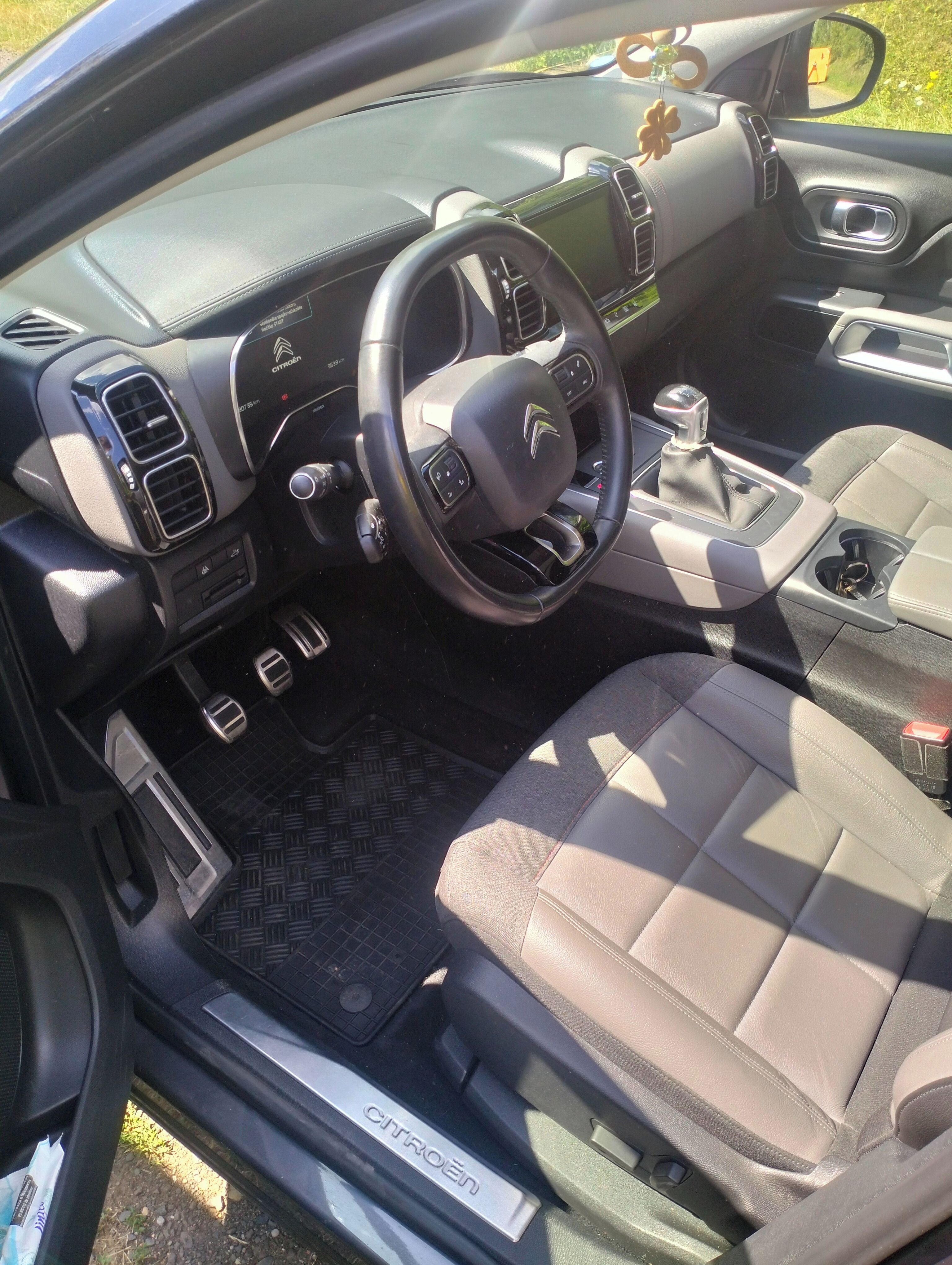 Citroën C5 Aircross, Citroen C5 aicross 1.2 96kw - fotka 5