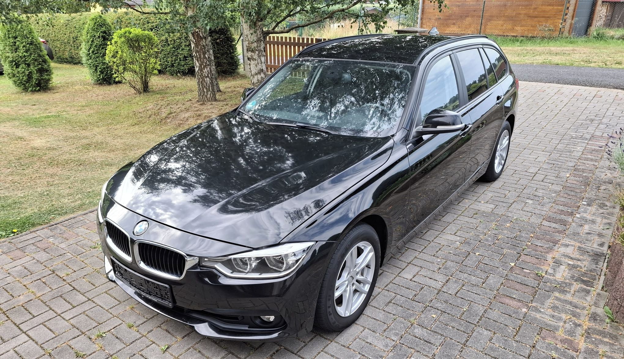 BMW Řada 3, 318d, 110kw, 228000km - fotka 3