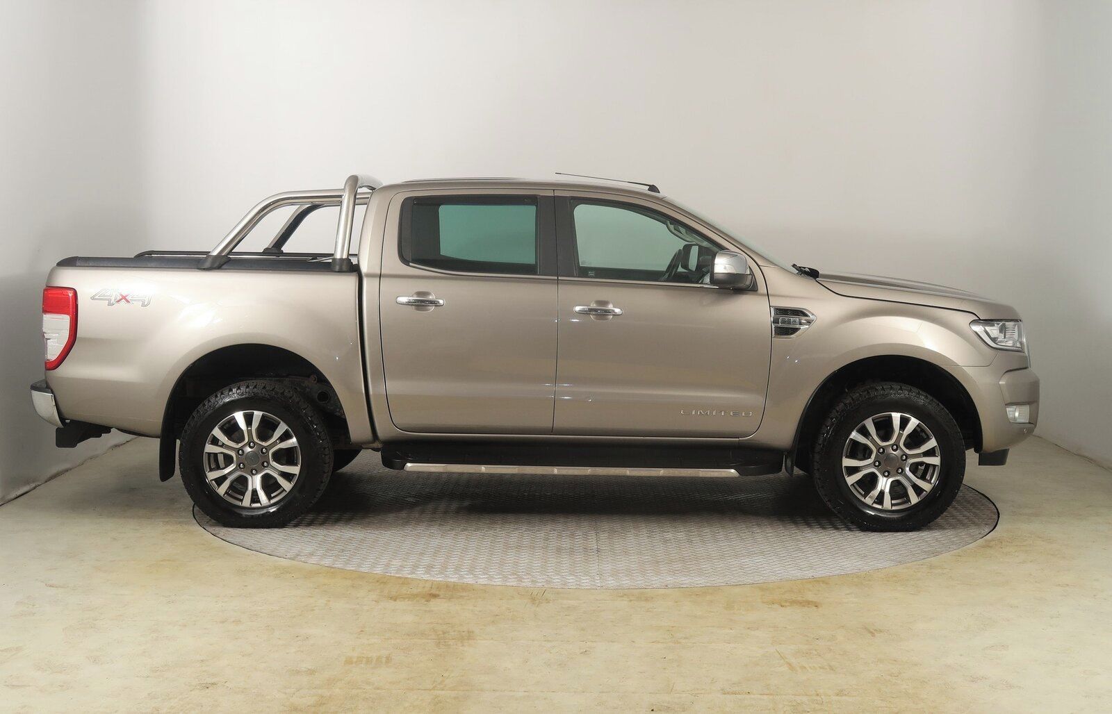 Ford Ranger, 2.2 TDCi, 4X4, Kůže - fotka 6