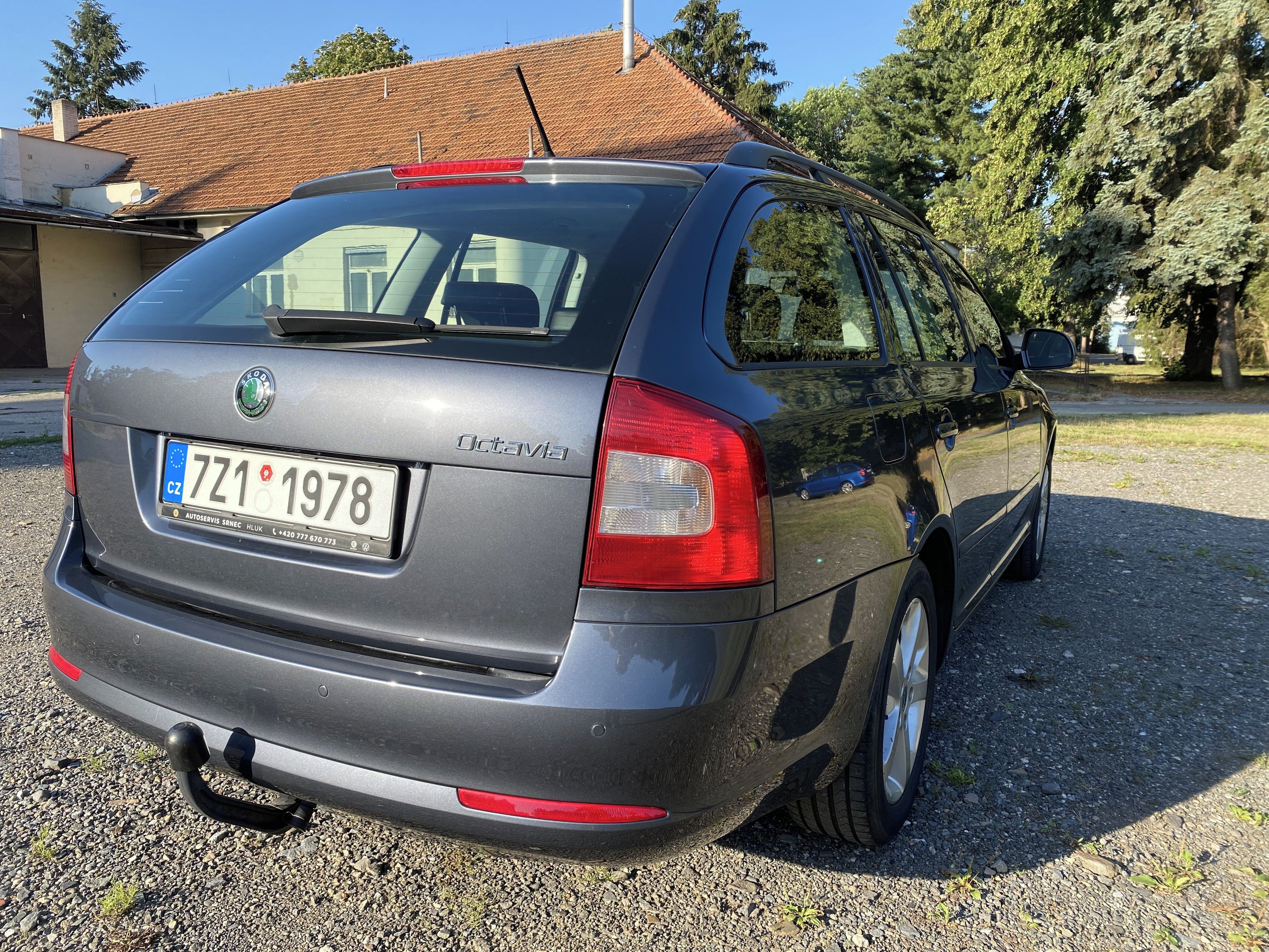 Škoda Octavia, Škoda Octavia II Combi 2.0 TDI - fotka 5