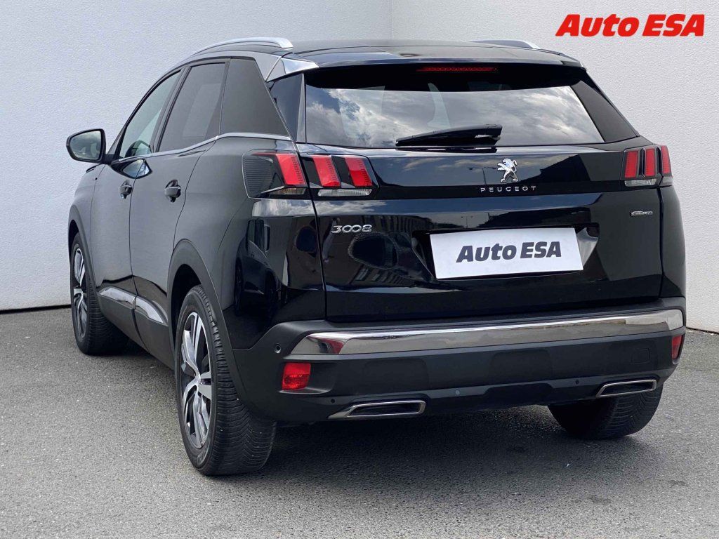 Peugeot 3008, 1.2,AT - fotka 6