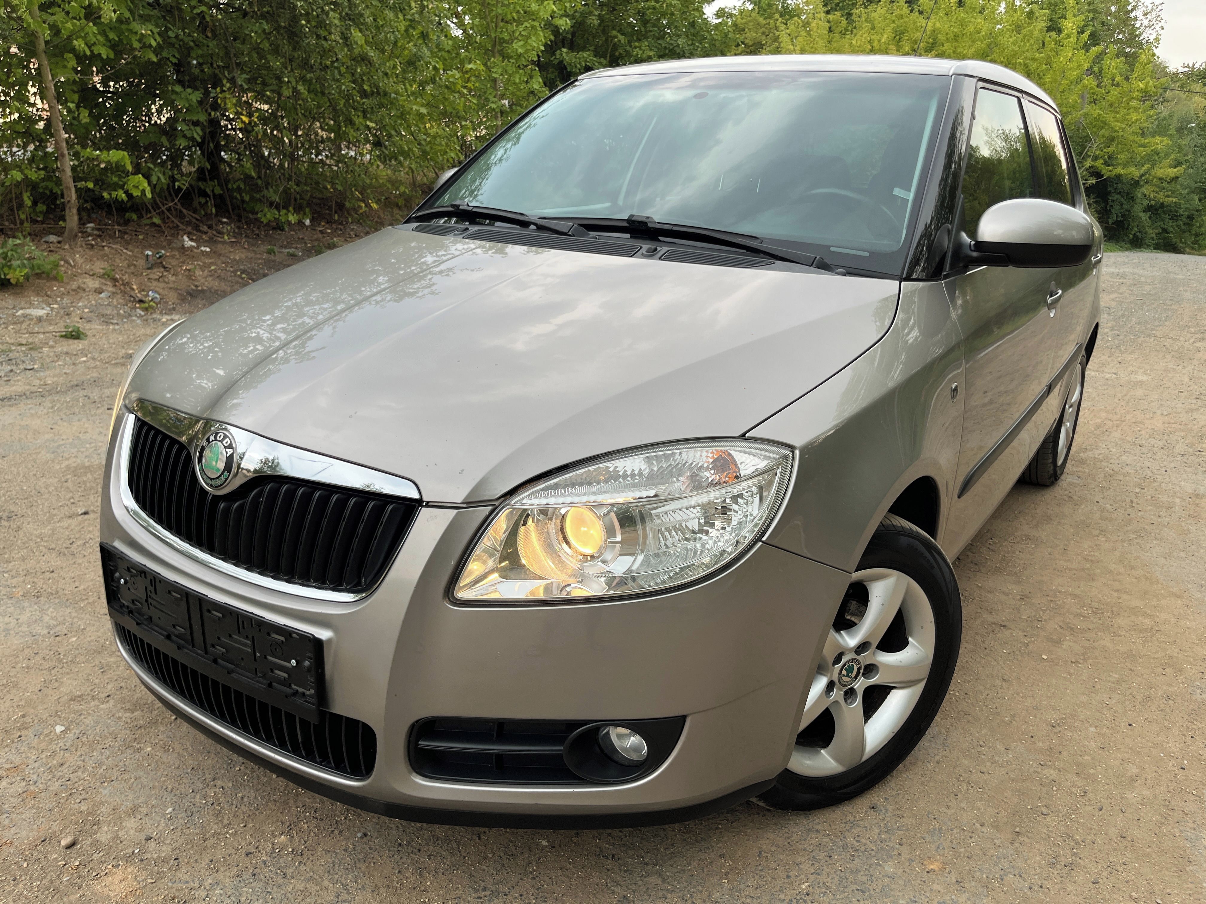 Škoda Fabia, 1.6i 77kw sport webasto alu