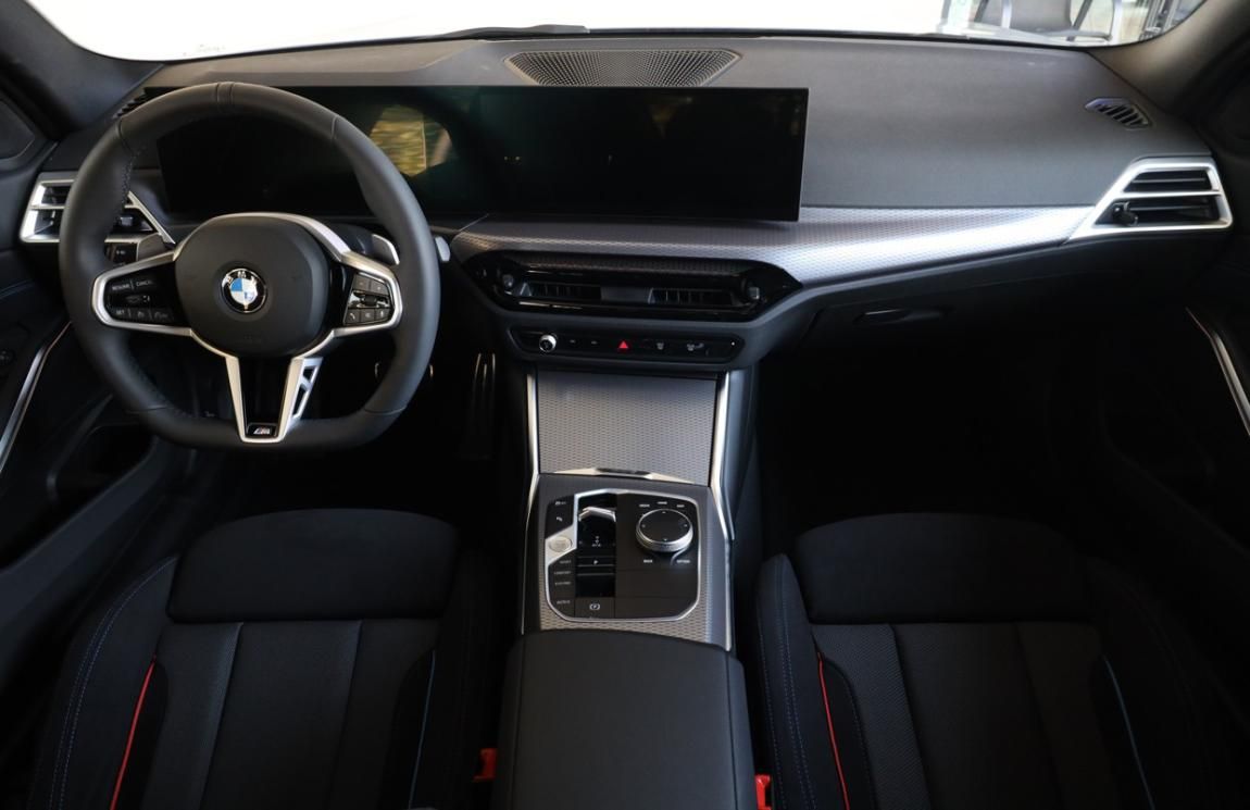 BMW Řada 3, 320d xDrive Sedan - fotka 5
