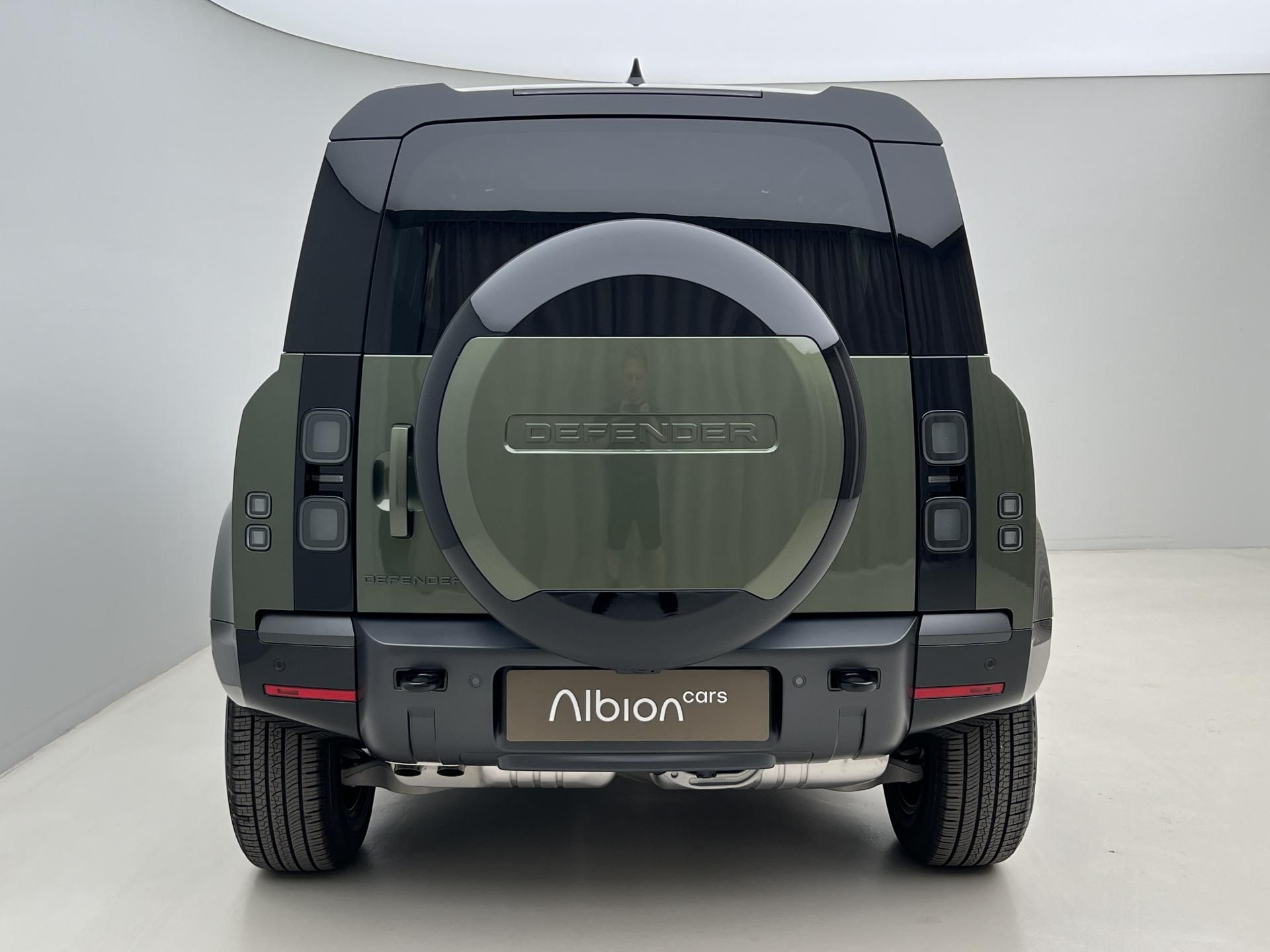 Land Rover Defender, 110 D350 X-DYNAMIC HSE AWD Aut - fotka 5