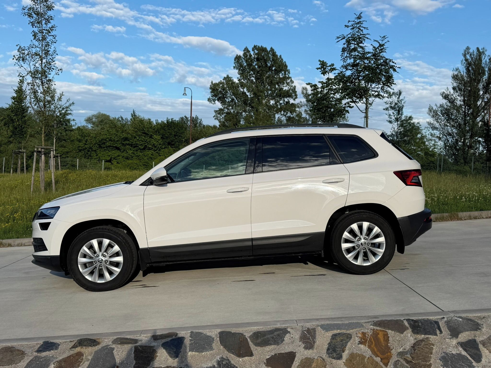 Škoda Karoq, Najeto 82tis Led Koupené v ČR - fotka 5