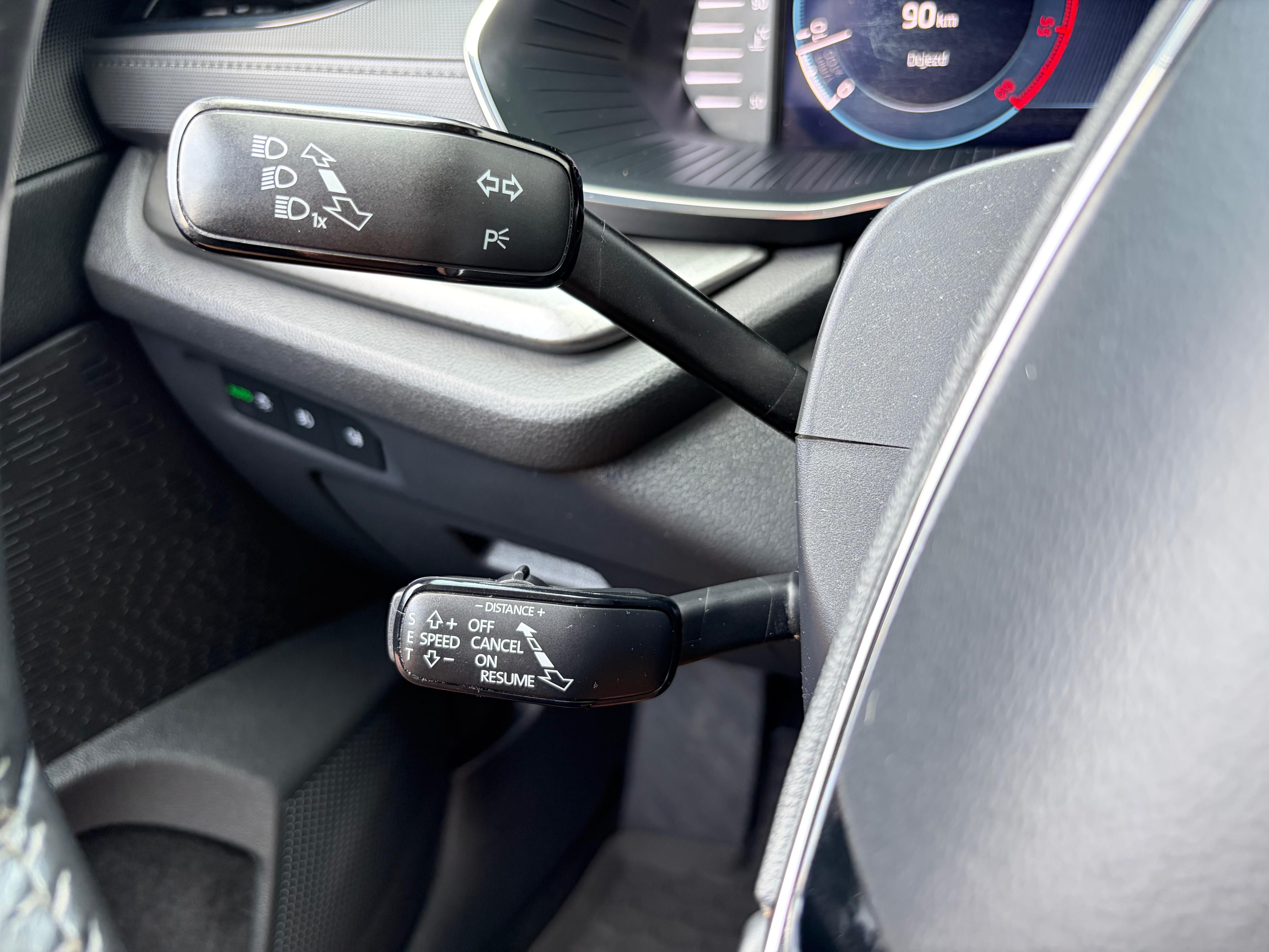 Škoda Octavia, 2.0TDi/ACC/NAVI/VIRTUAL - fotka 3