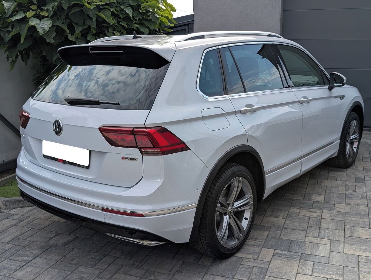 Volkswagen Tiguan, 2.0TSI 4Motion R-line NEHAVAR. - fotka 2