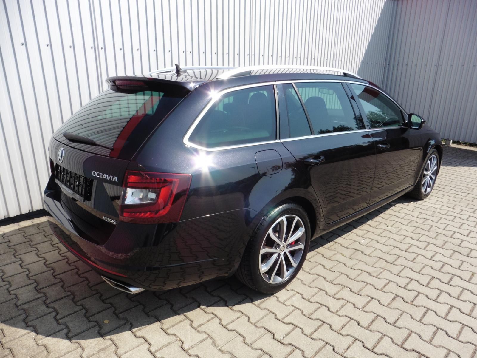 Škoda Octavia, III RS Combi 2.0 TSi - fotka 3