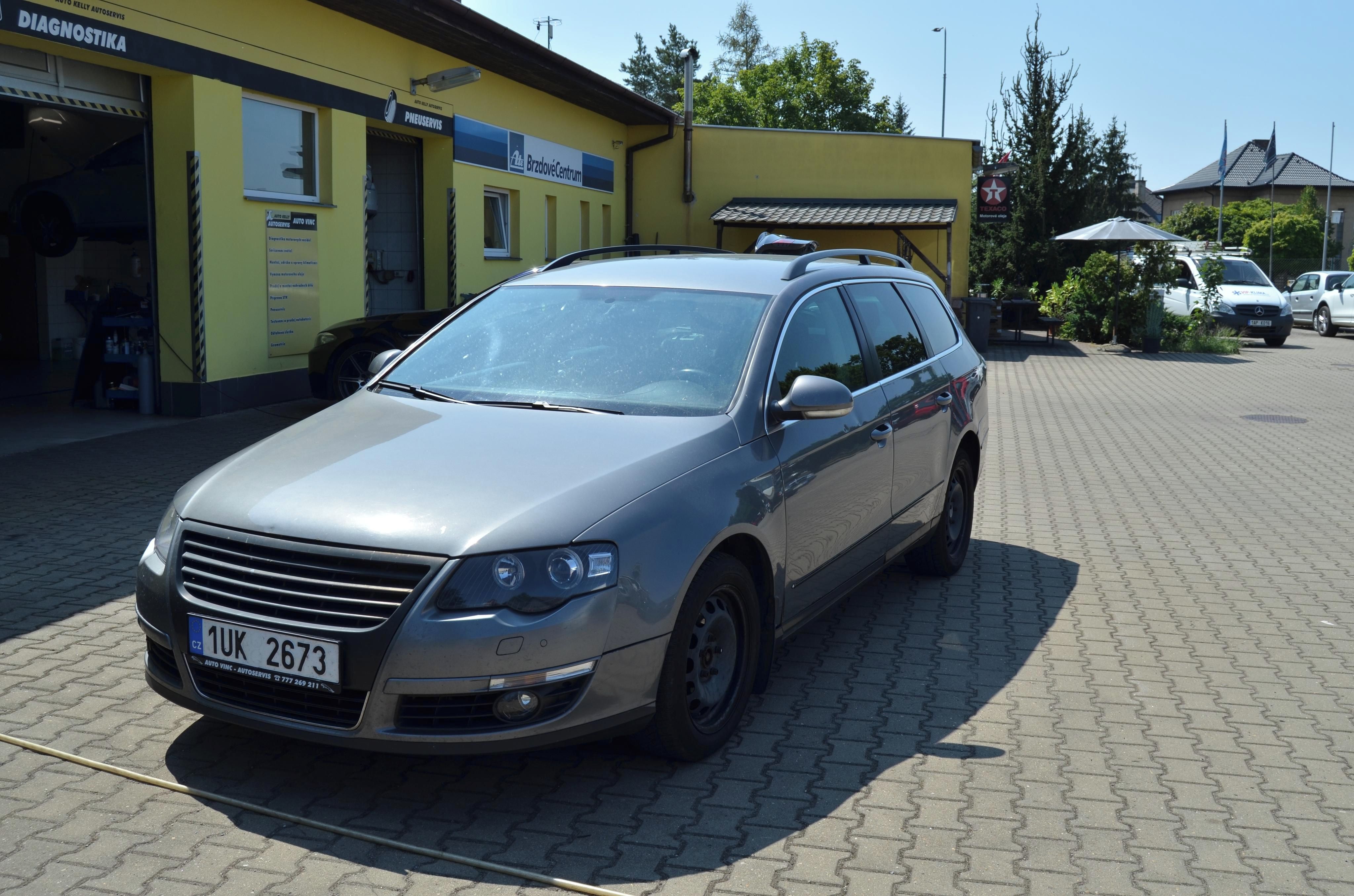Volkswagen Passat, 2.0 TDi 103kW - fotka 3