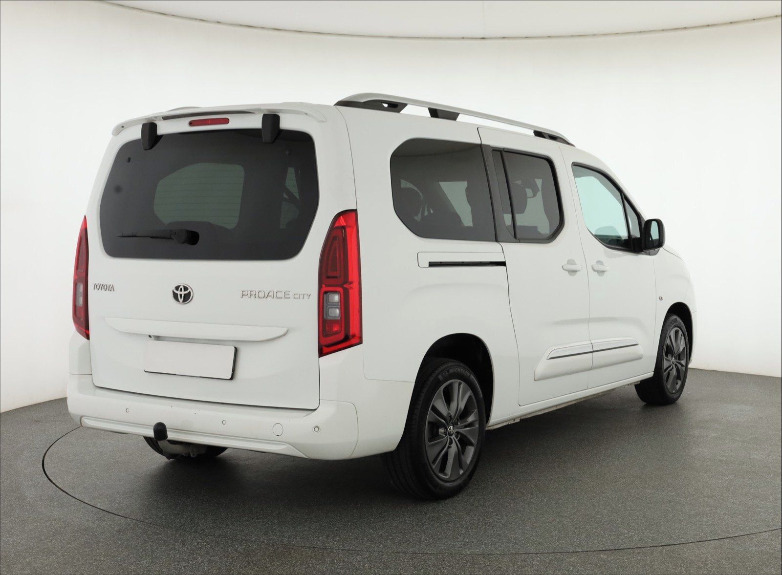 Toyota Proace City Verso, Maxi 1.5 D-4D, 5Míst, Klima - fotka 5