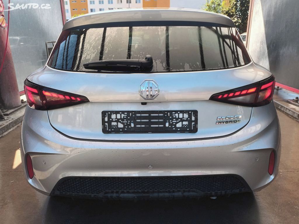 MG MG3, 1.5i Hybrid+ aut.EXCLUSIVE - fotka 6