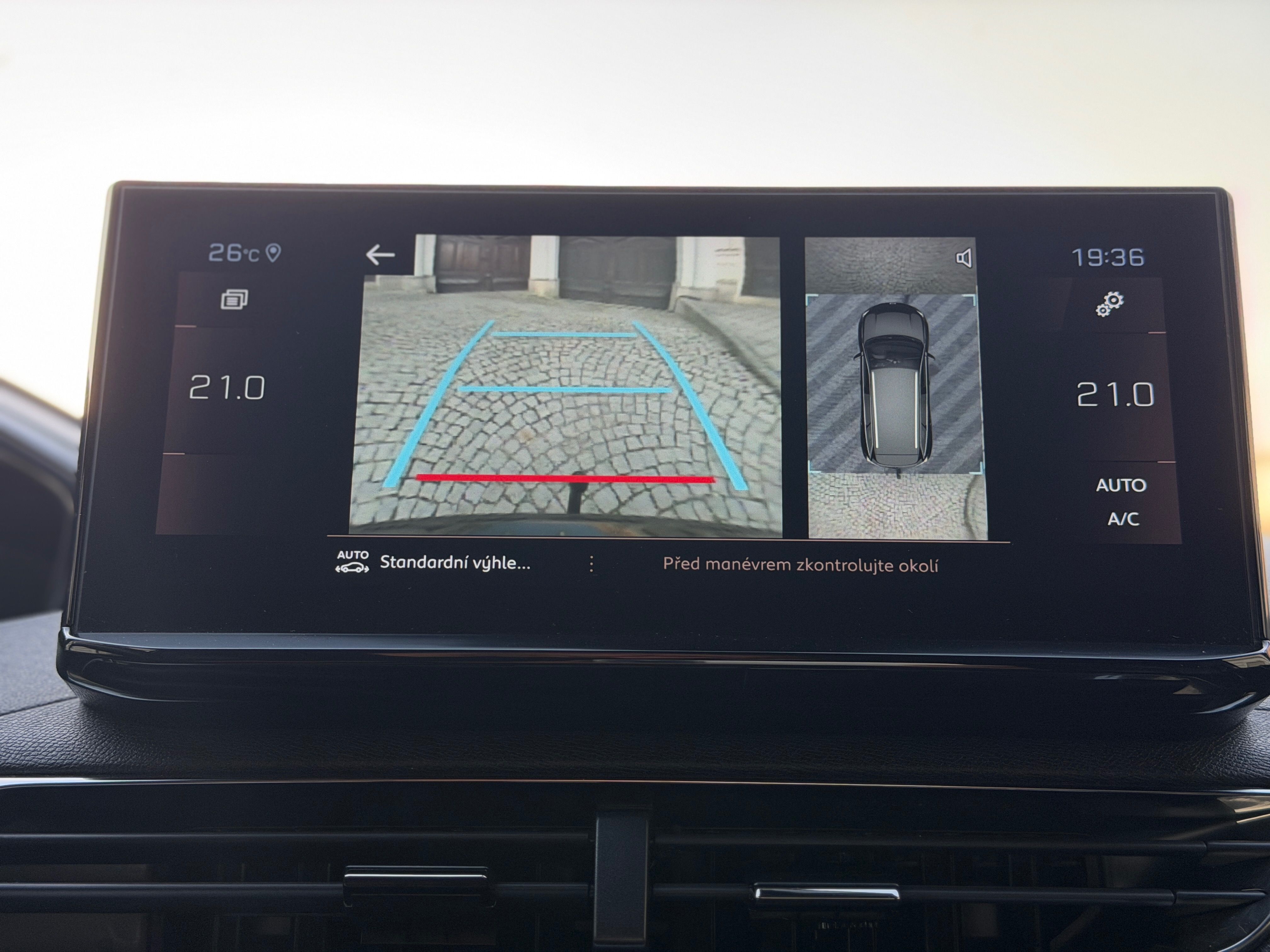 Peugeot 5008, GT 2.0HDi 130kW NIGHT VISION - fotka 4