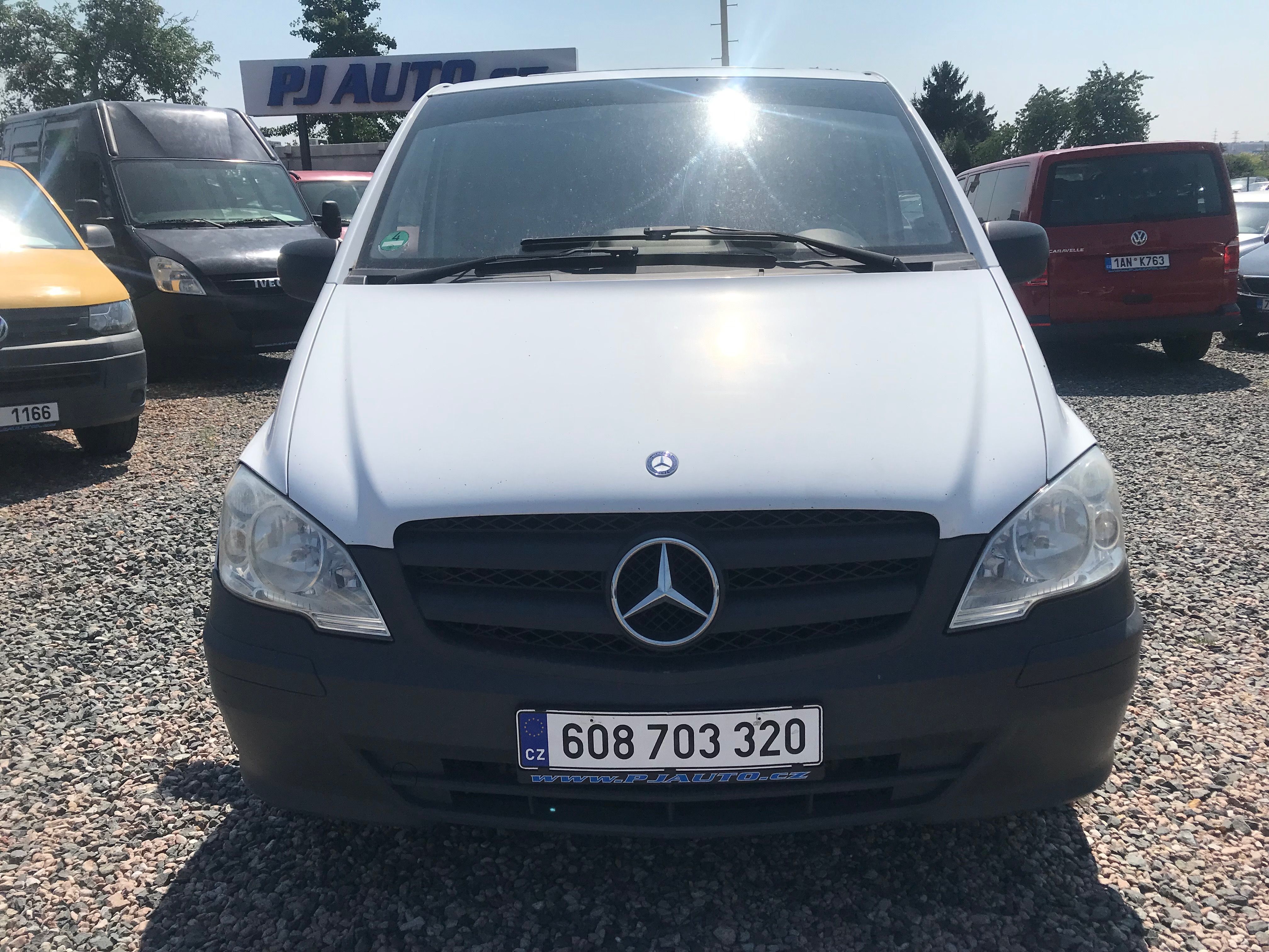 Mercedes-Benz Vito, 2.2 CDI 70,KLIMA,6-MÍST,TAŽNÉ. - fotka 2