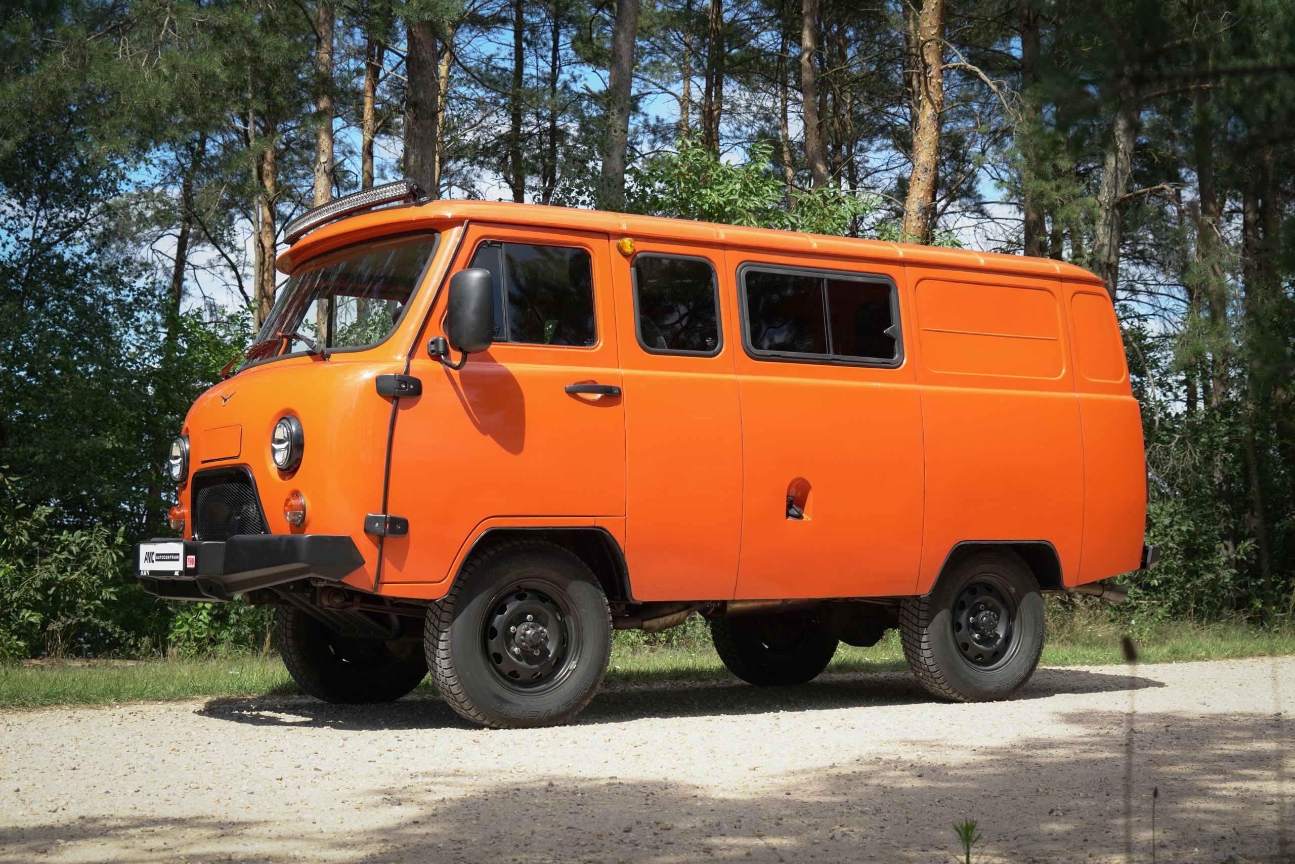 UAZ, 3909 Buchanka - předváděcí