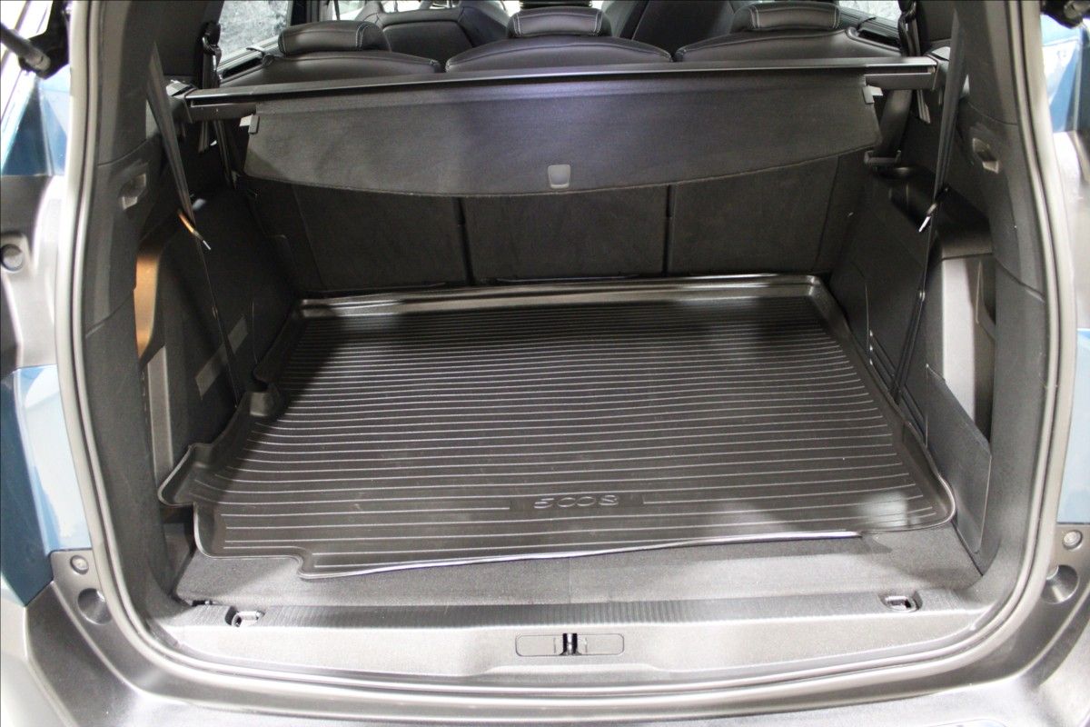 Peugeot 5008, 1,5 - fotka 6