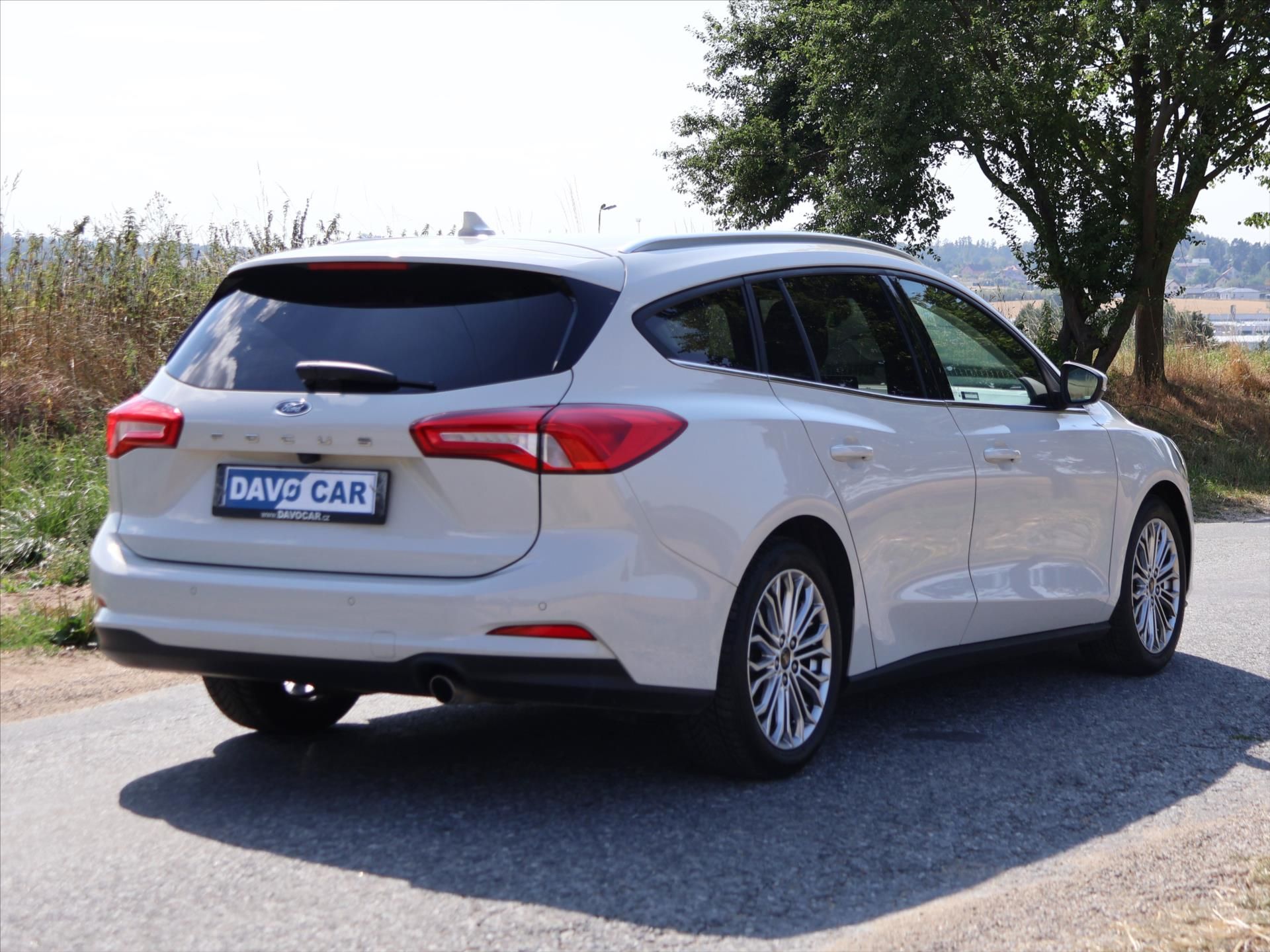 Ford Focus, 1,5 Titanium X CZ 1.Maj. DPH - fotka 6