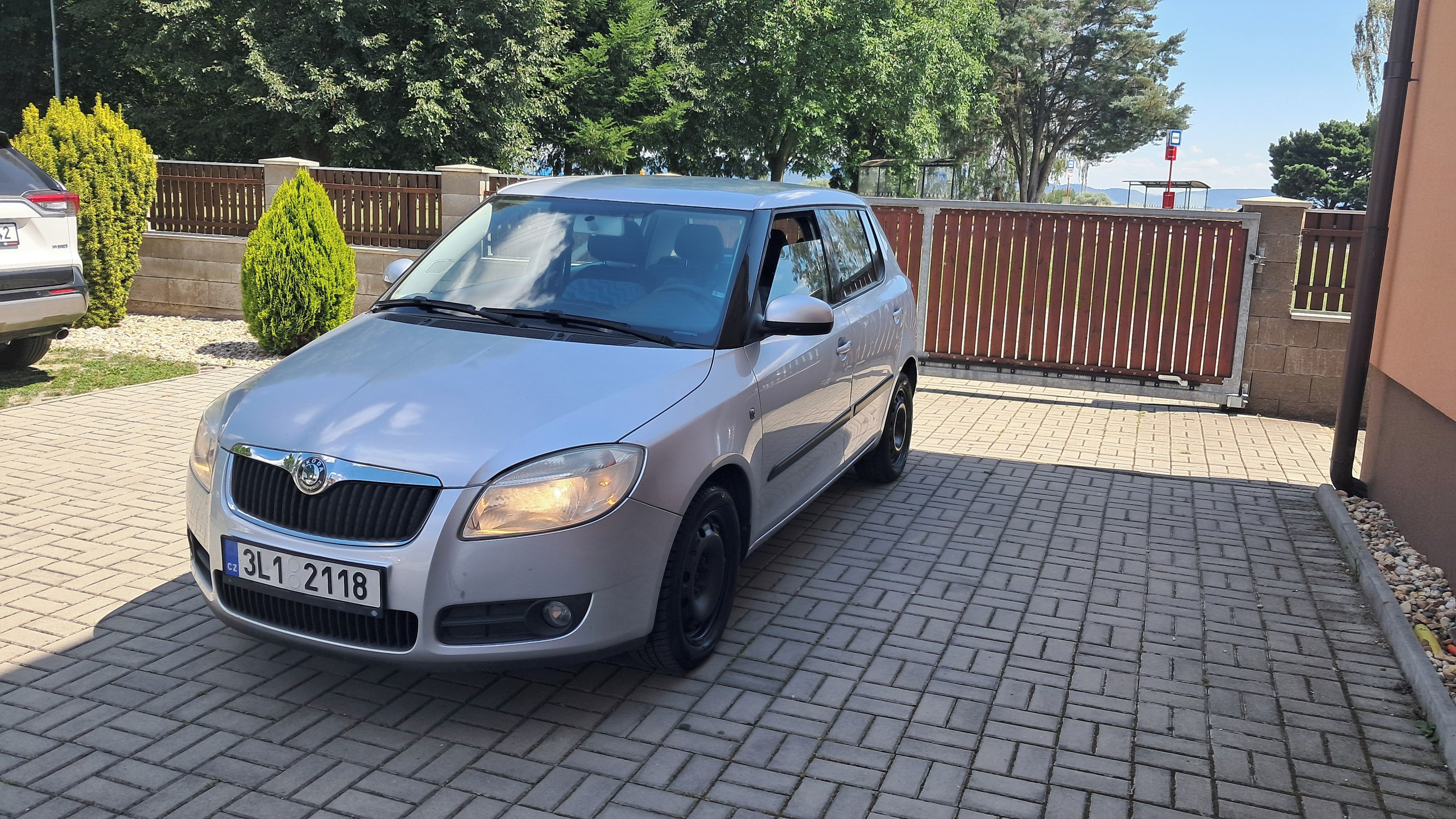 Škoda Fabia, 1.2i / najeto 68 000 km 1.Maj