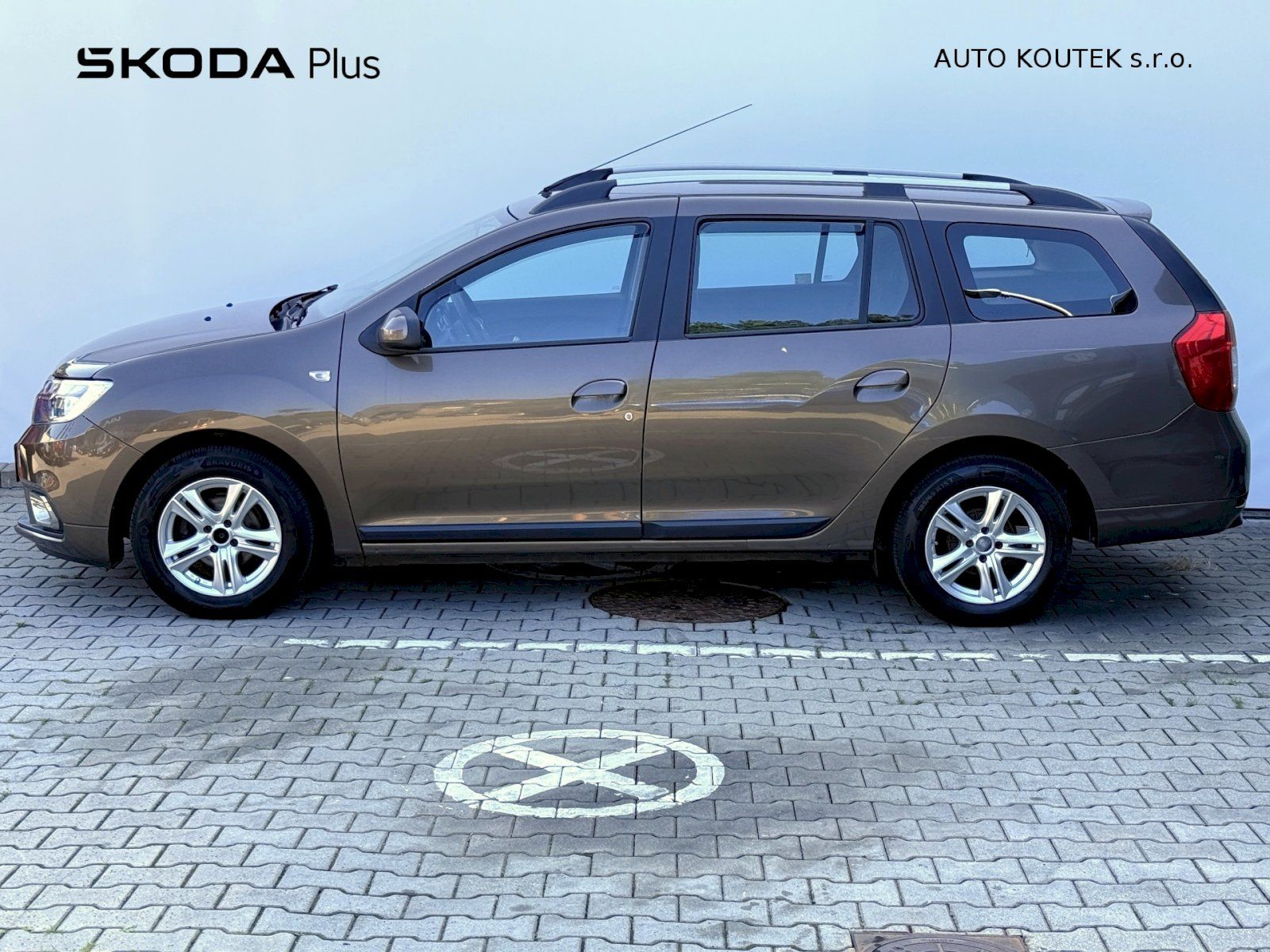 Dacia Logan, 1.2 16V 54kW/73PS - fotka 3