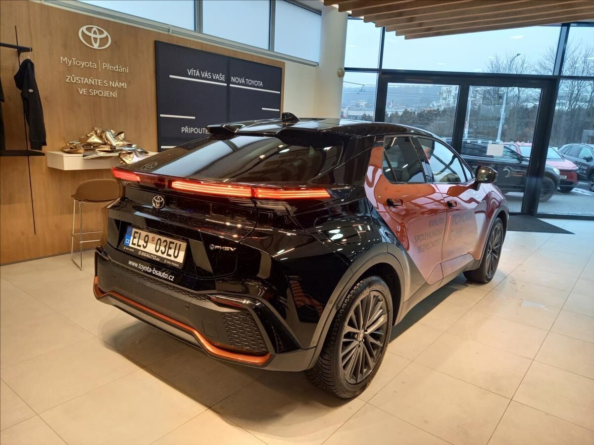 Toyota C-HR, 2,0 Tokyo Edition  PHEV - fotka 4