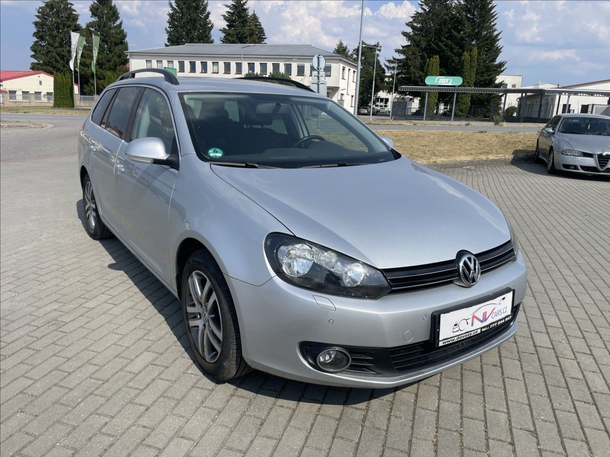 Volkswagen Golf, 1,4 TSi 90kw Variant po rozvod - fotka 6
