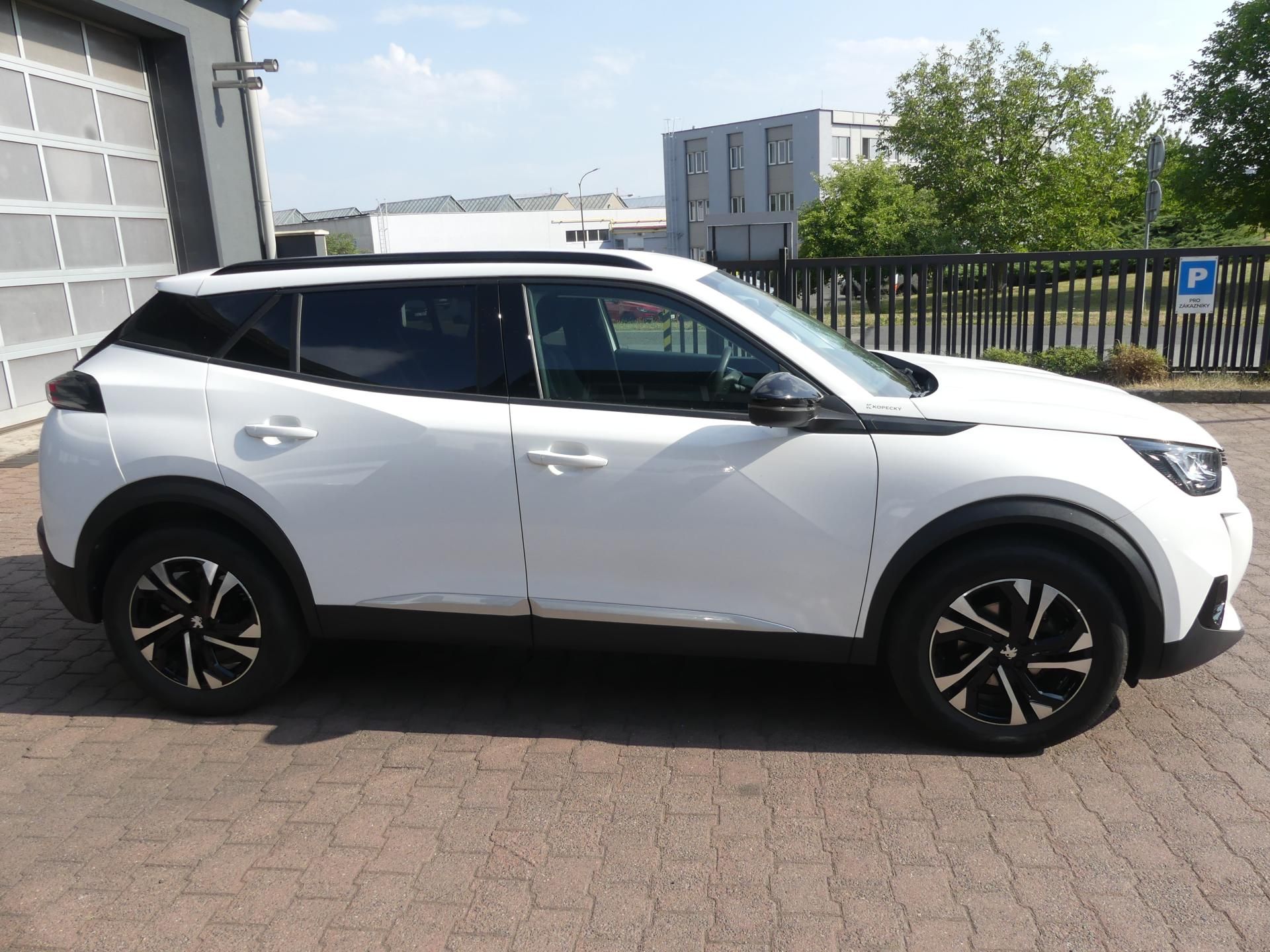 Peugeot 2008, 1,5 BlueHDi MAN6 - fotka 4