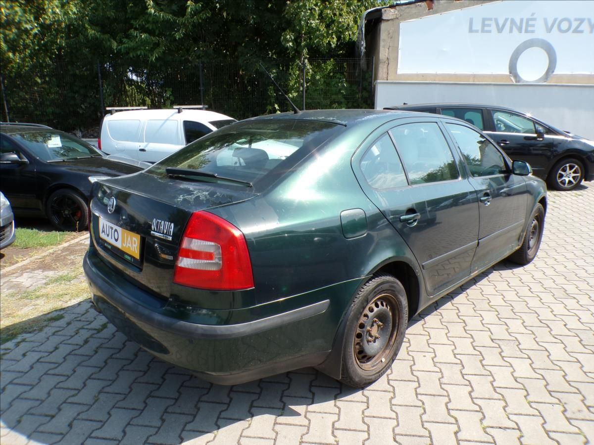 Škoda Octavia, 1,9 TDI  DSG - fotka 5