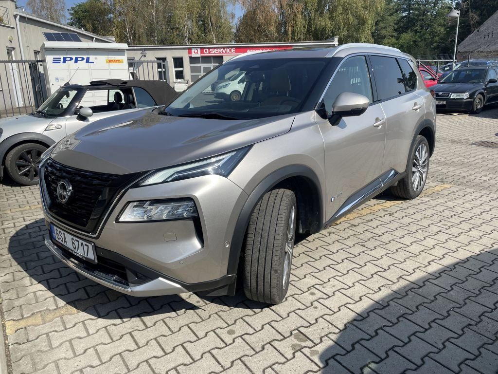 Nissan X-Trail, E-Power 213PS 4WD Tekna Plus - fotka 2