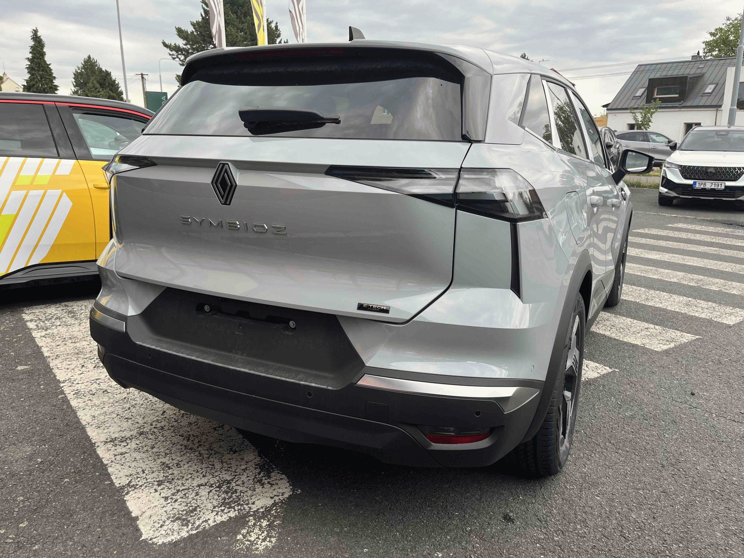 Renault Symbioz, techno E-Tech full hybrid 160 - fotka 5