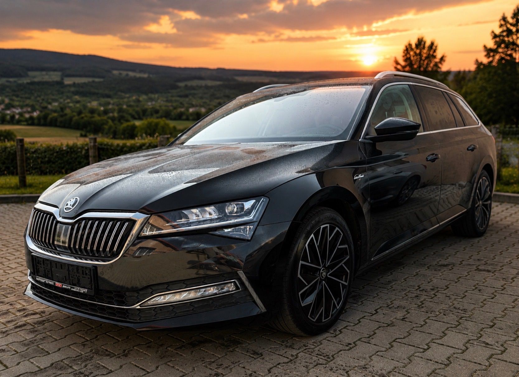 Škoda Superb, 2tdi dsg 150ps L&K - fotka 5