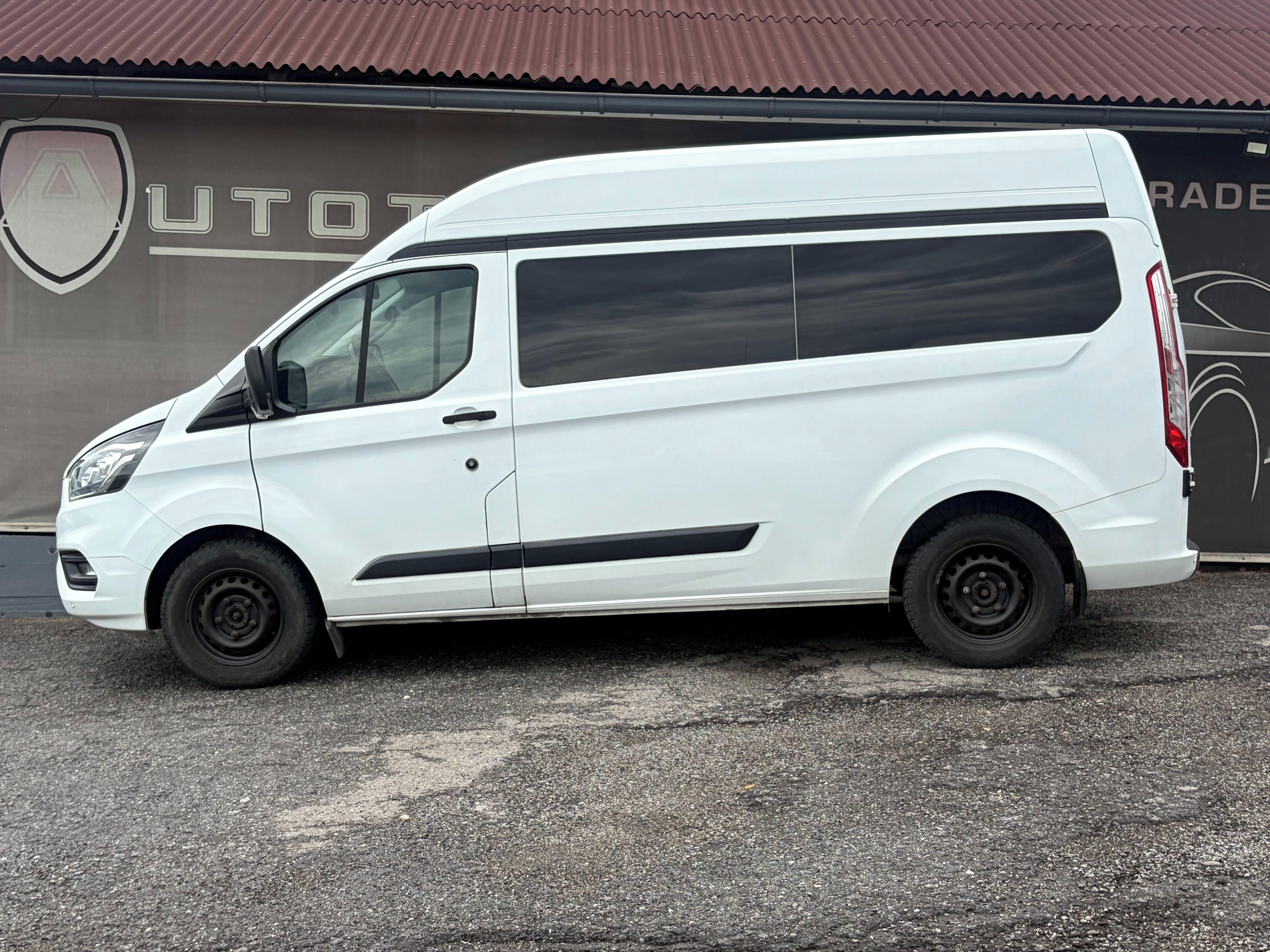 Ford Transit Custom, 2.0 TDCi 96kW, 7 sedaček, DPH - fotka 2
