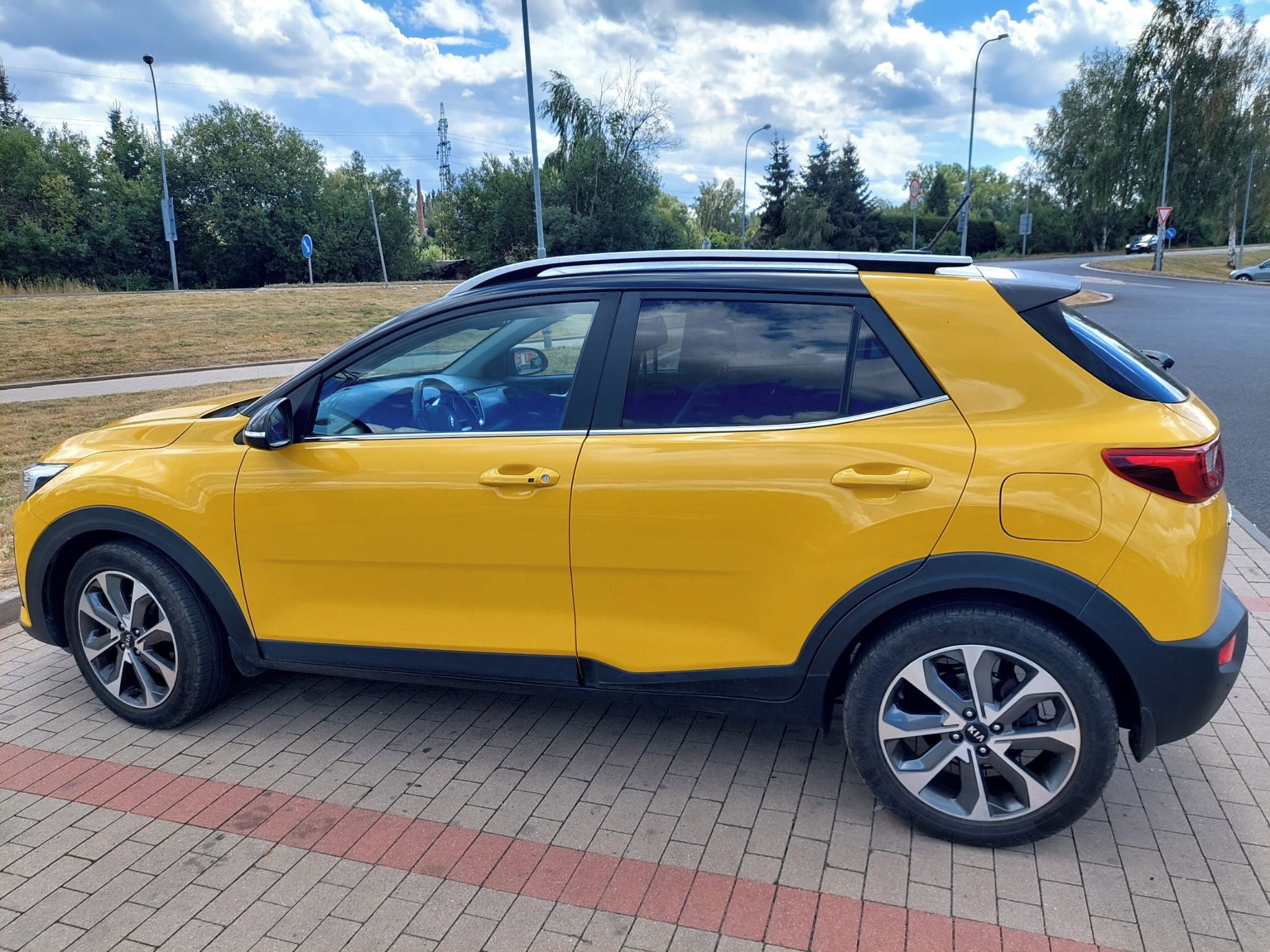 Kia Stonic, 7 let autorizovaný servis - fotka 4