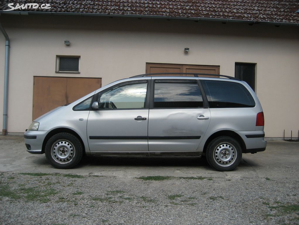 Seat Alhambra 2003 from Czech Republic