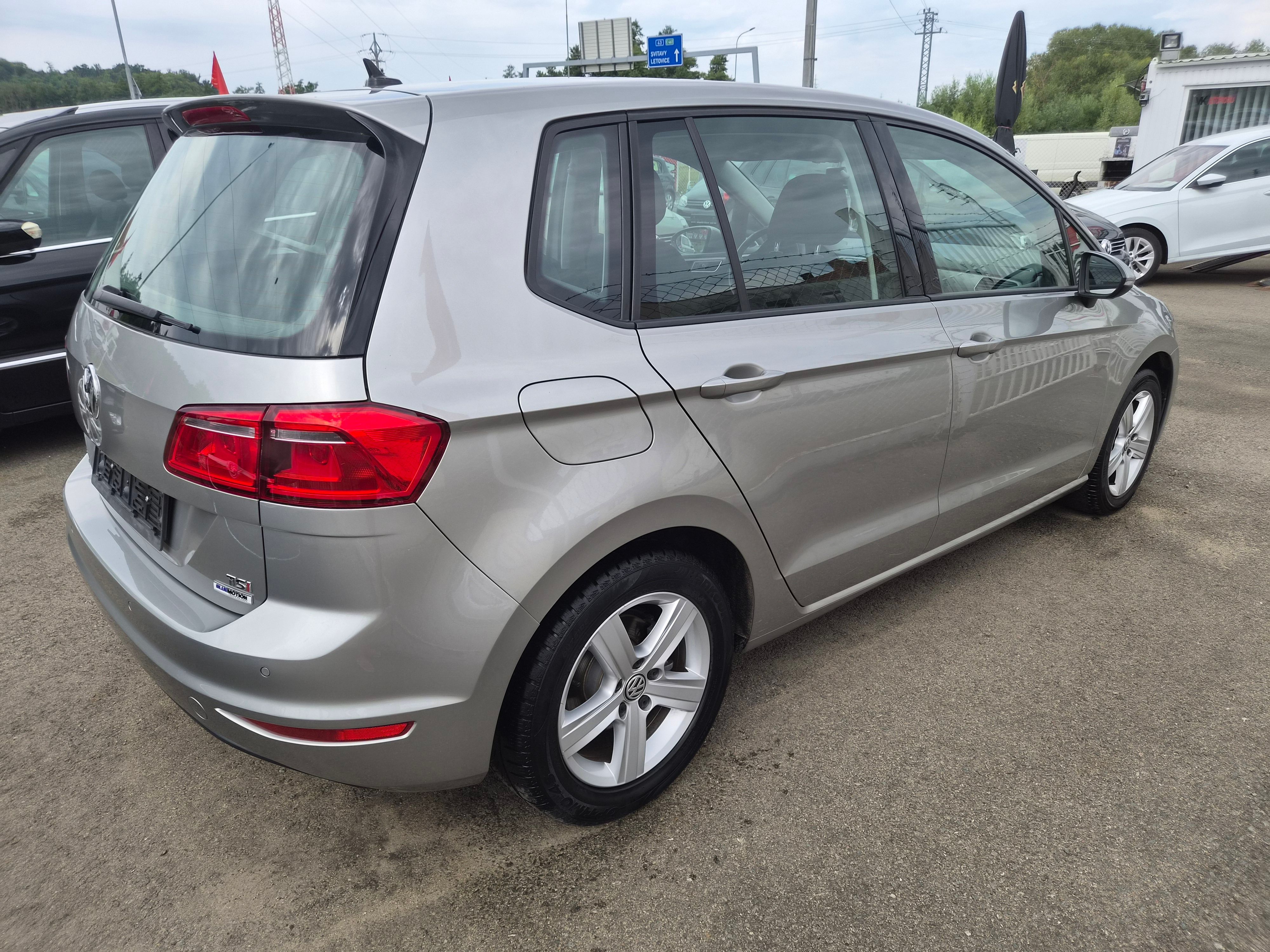 Volkswagen Golf Sportsvan, 1,4 TSI 92 KW  50 957 KM - fotka 4