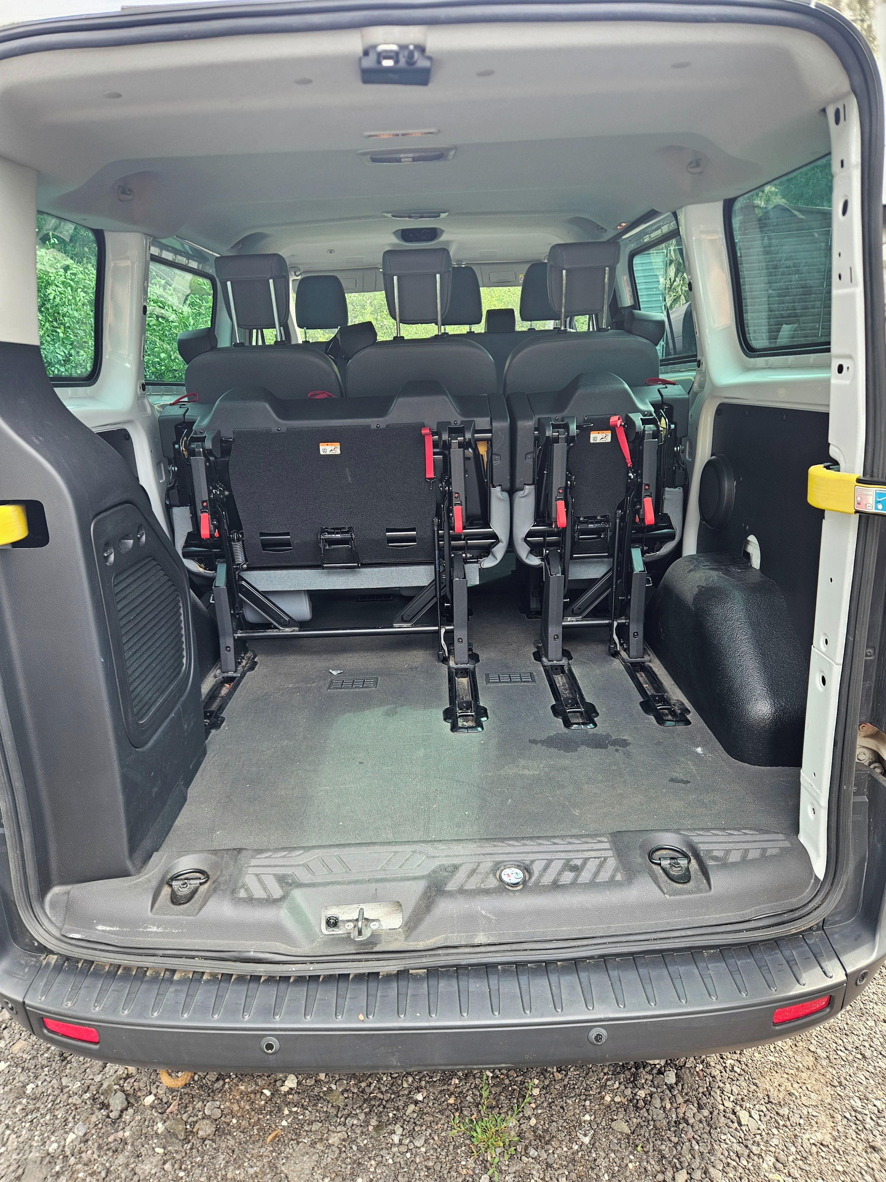 Ford Transit Custom, 2,2 TDCi mikrobus 202t.km - fotka 5