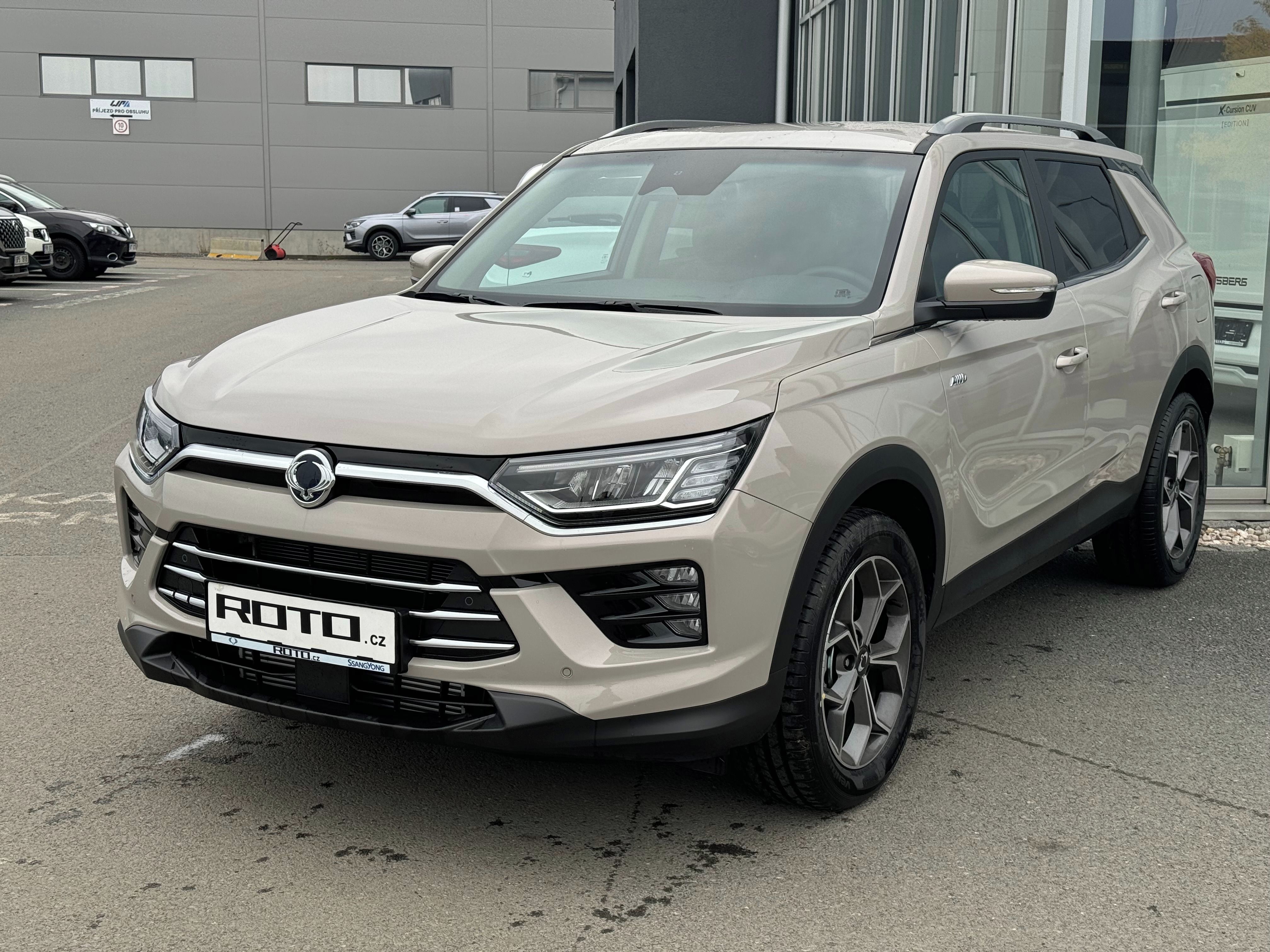 KGM Korando, 6AT; 4x4; PREMIUM+; PŘEDVÁDĚCÍ - fotka 3