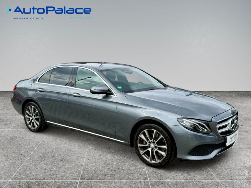 Mercedes-Benz Třídy E, 2,0 220D TOP STAV 143kW - fotka 3
