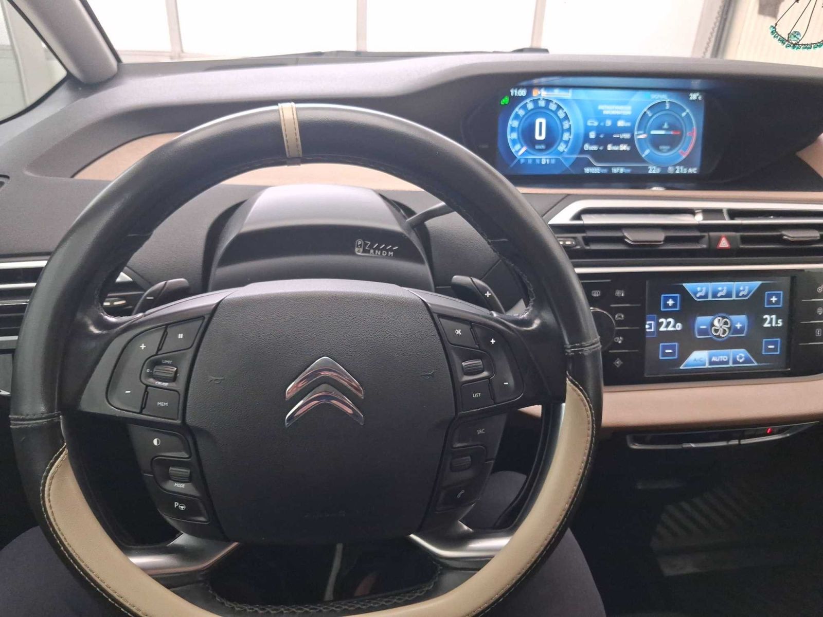 Citroën Grand C4 Picasso, 2.0 HDI, Automat, 7 míst, Navi - fotka 3