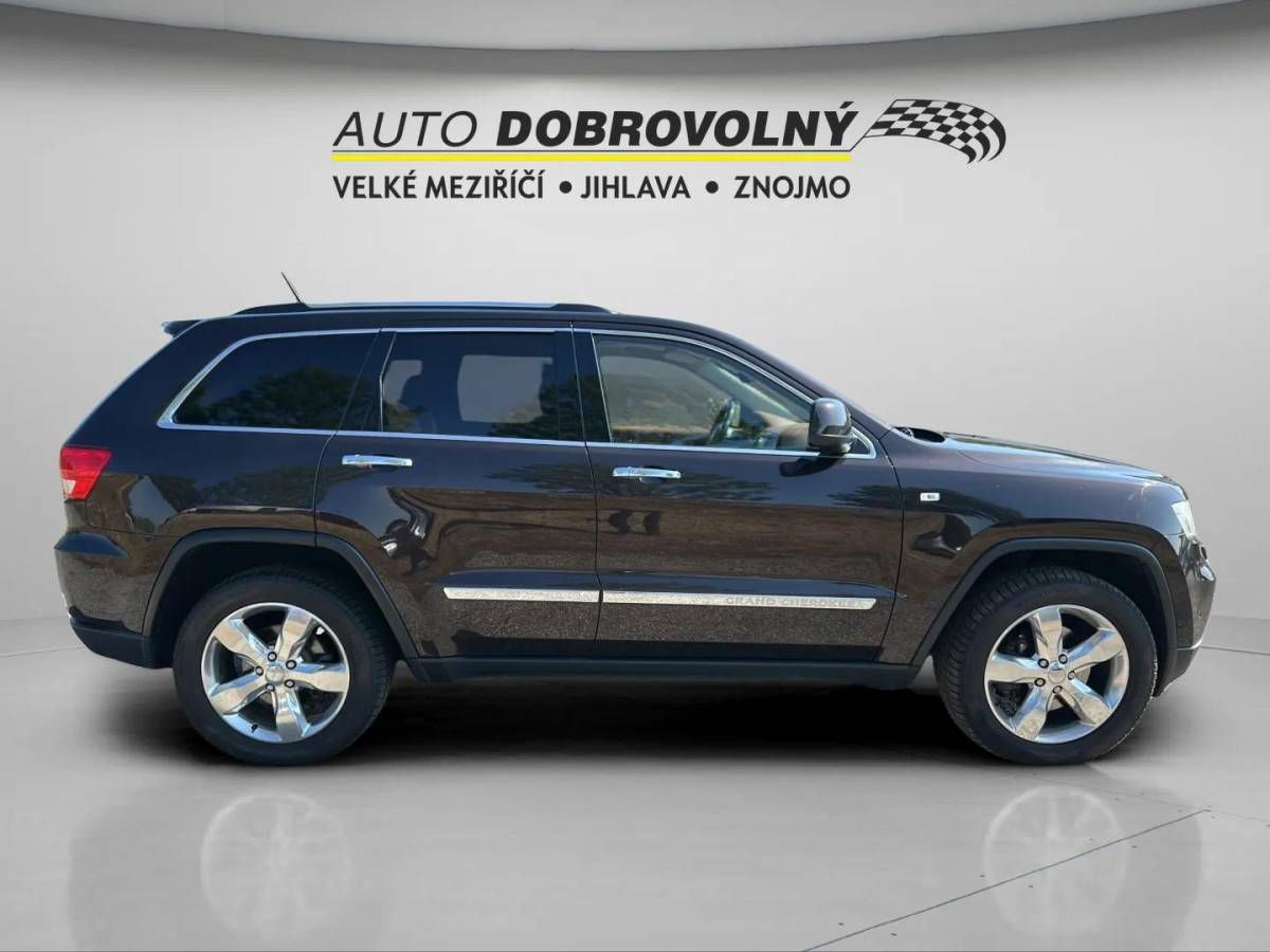 Jeep Grand Cherokee, Overland Summit 3,0 CRD 177kW - fotka 4