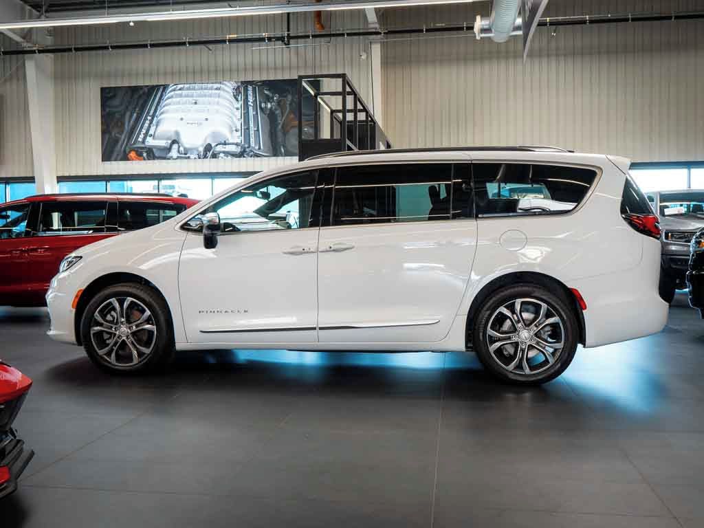 Chrysler Pacifica, 3.6 V6 Pinnacle AWD 2x LCD - fotka 2
